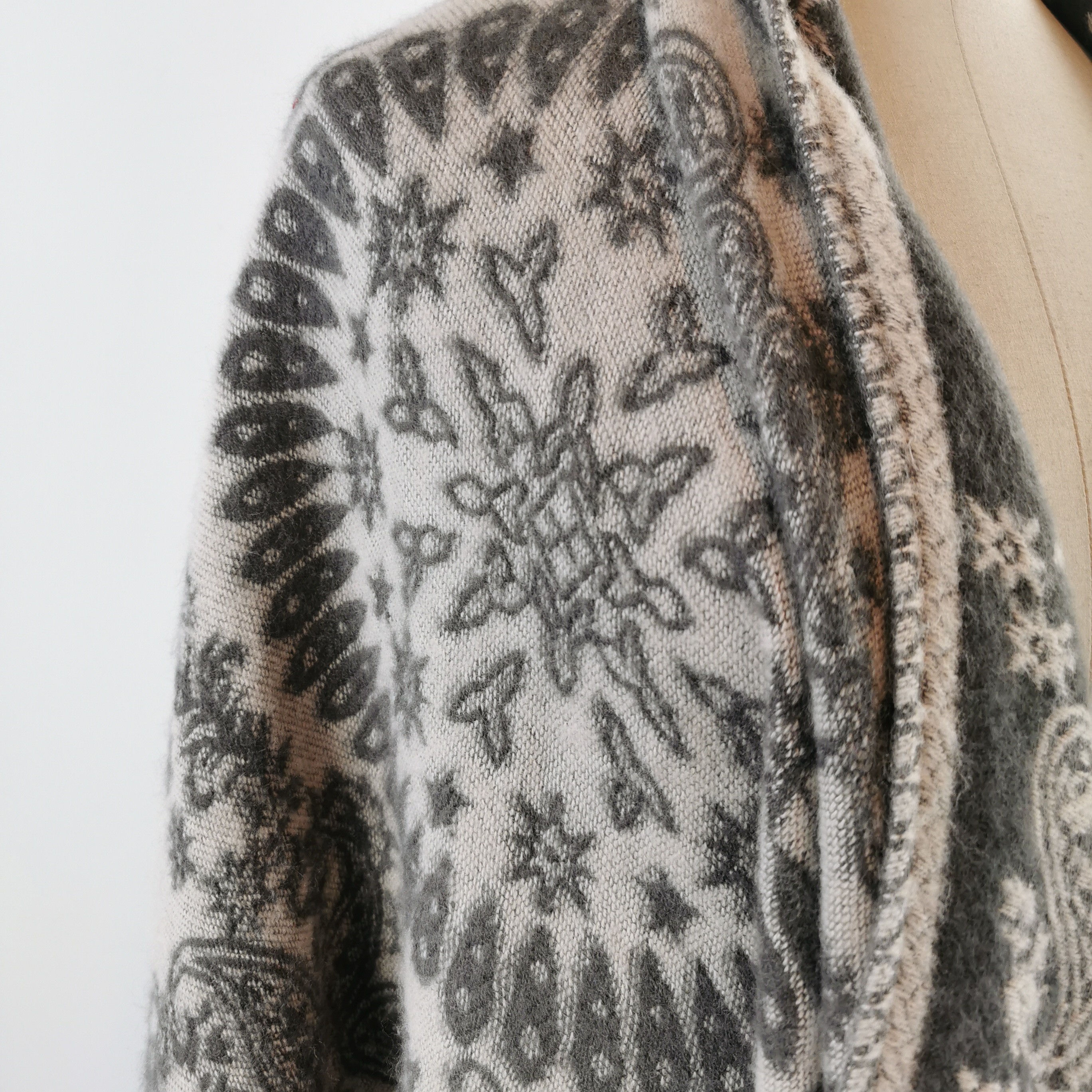 Poncho - Gris à motif Comme neuf - Vue 4 - 