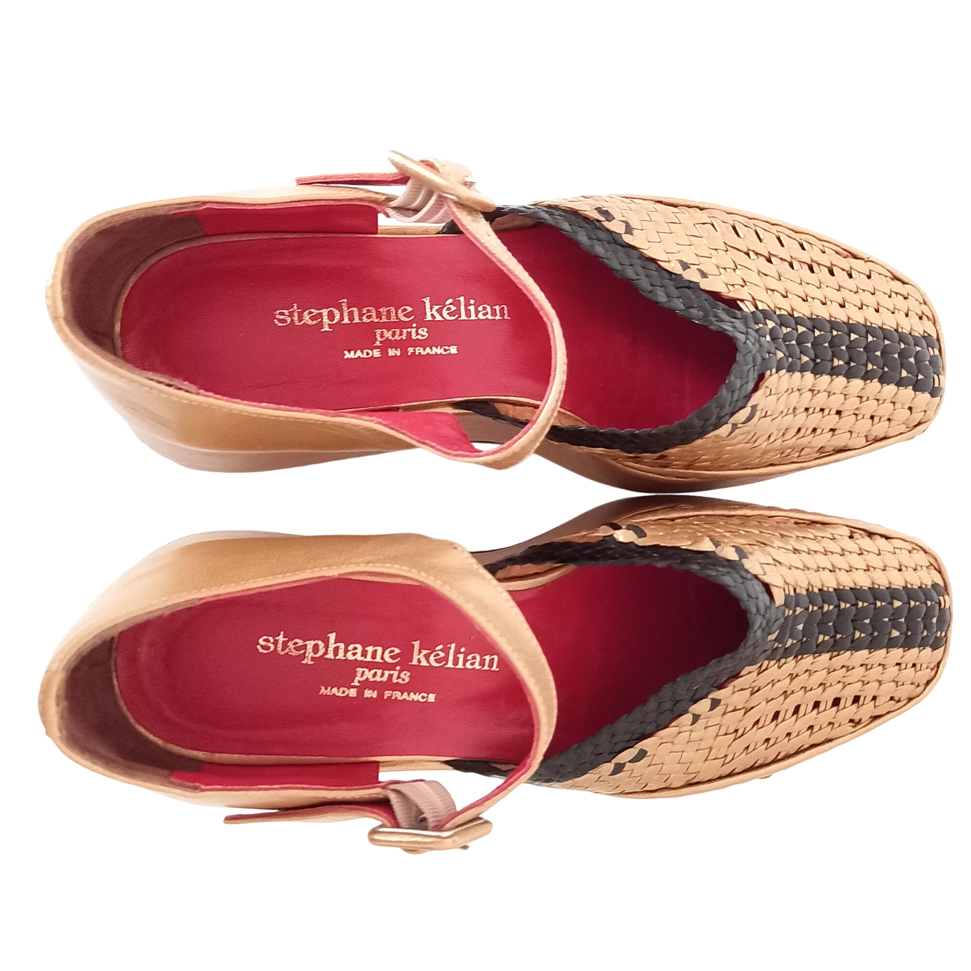 Acheter Chaussures femme doré Stéphane Kélian pointure 39 Bon état - 125,00 € Chaussures femme doré Stéphane Kélian pointure 39 Bon état - reconditionné disponible sur Label Emmaüs
