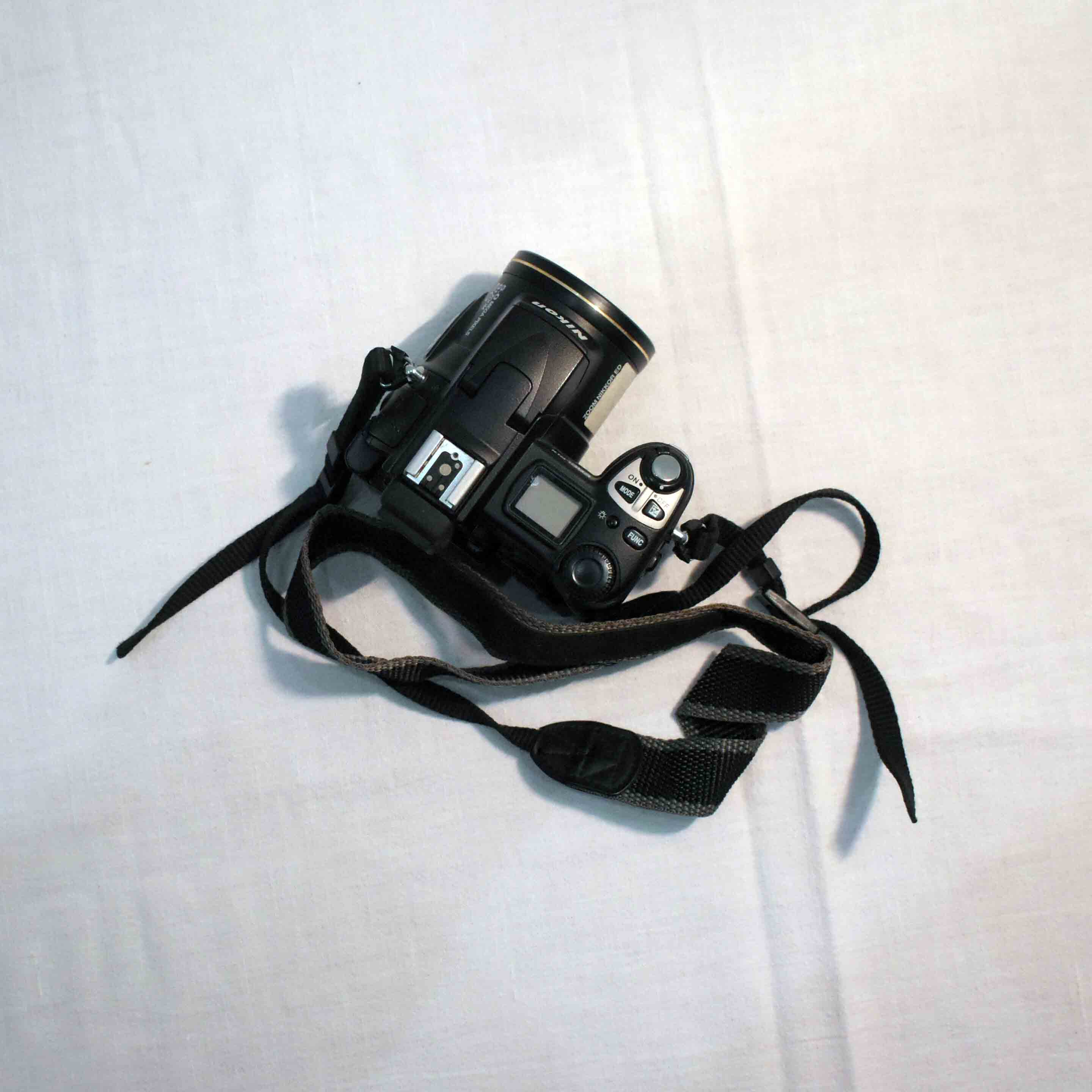 Nikon™ Coolpix 5700 - Appareil Photo Bridge Numérique - Photo 5