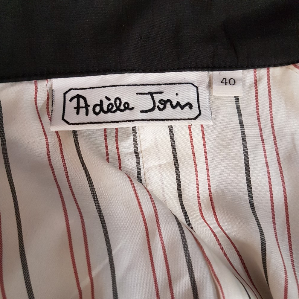 Voir photo 11 de Parka noir - ADELE JORIS - taille 40 Parka noir - ADELE JORIS - taille 40 Très bon état - Vue 11 -