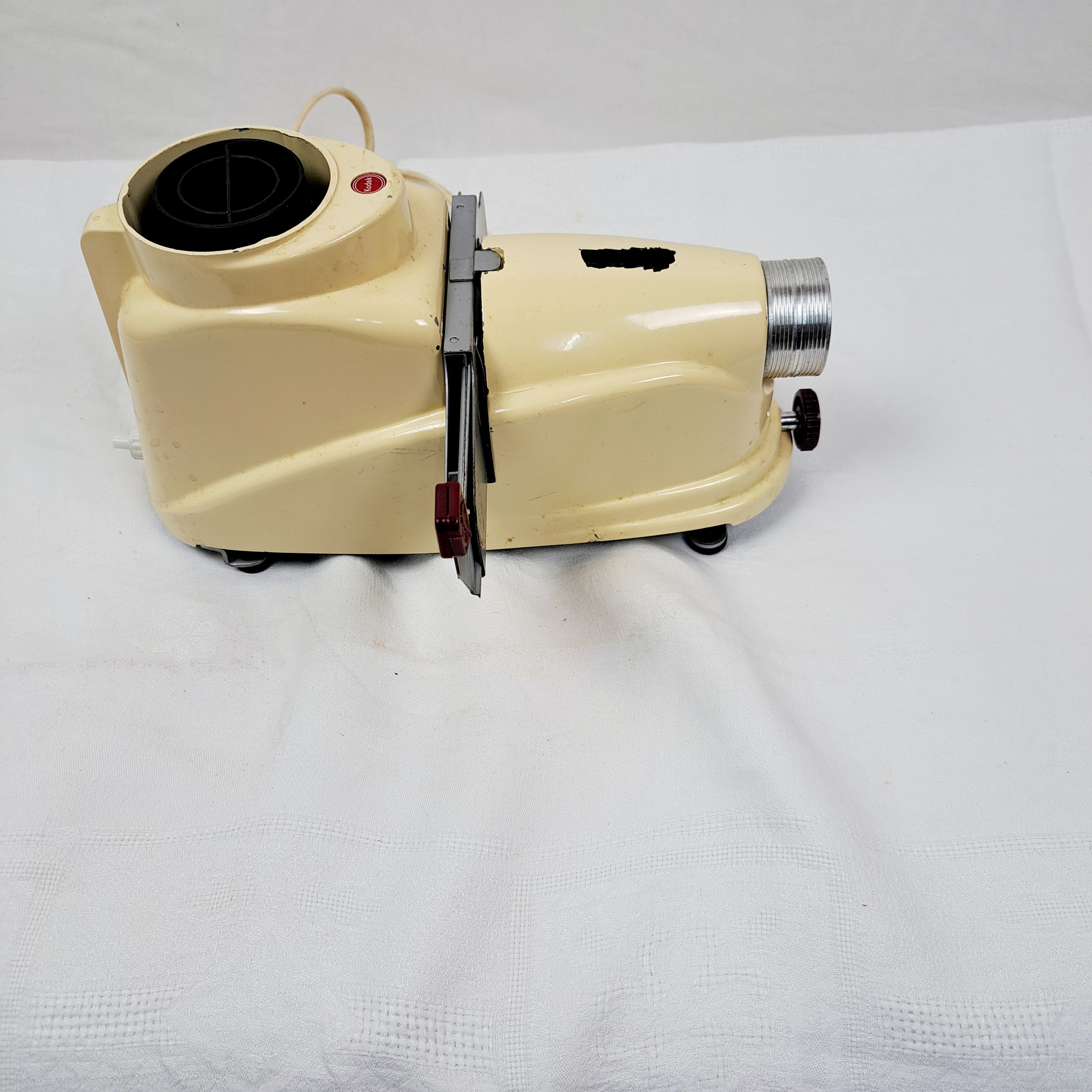 ANCIEN PROJECTEUR A DIAPOSITIVES - Photo 6