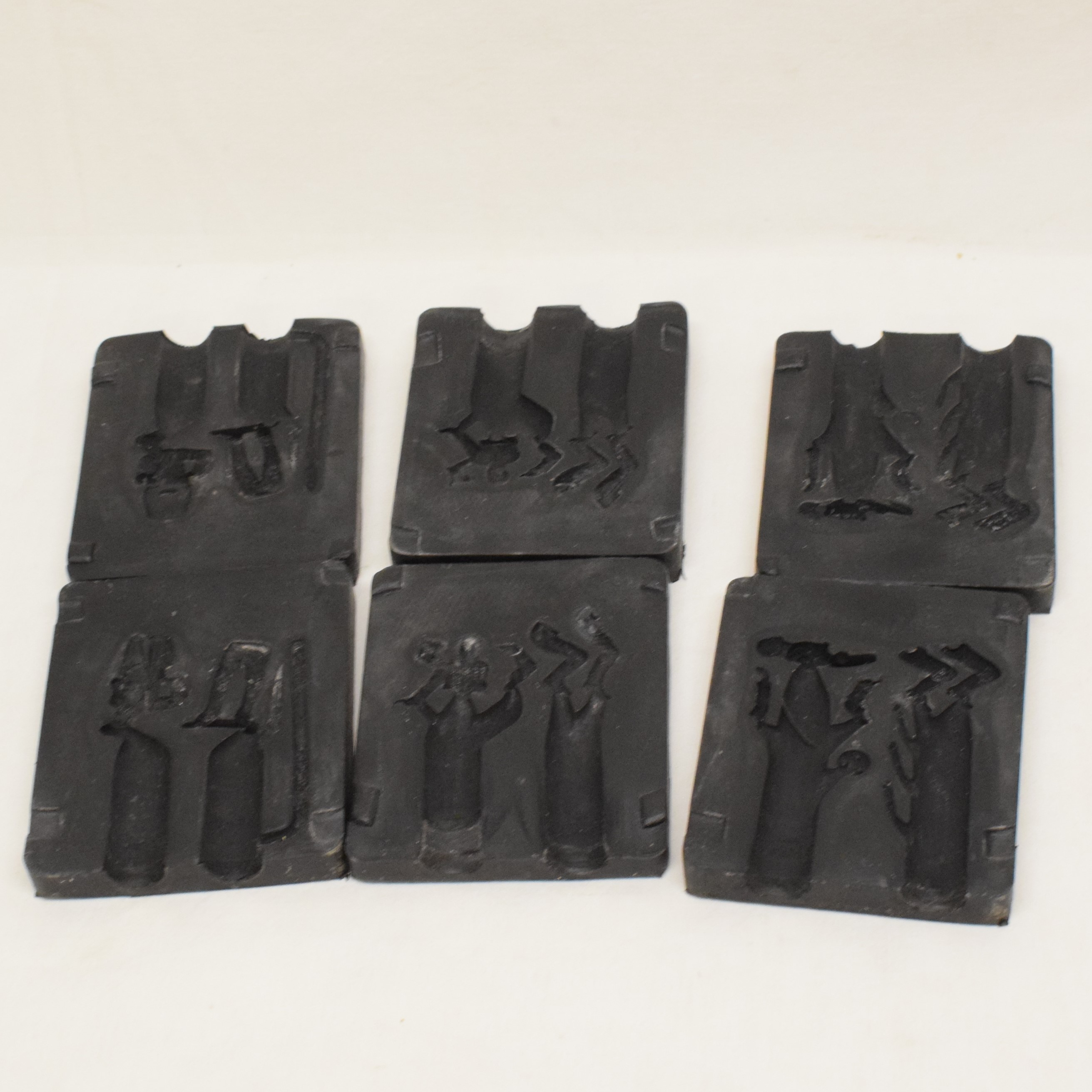 Boite contenant 3 moules à figurines en plomb le bivouac N° 4 par Prince August  - Vue 3 - 