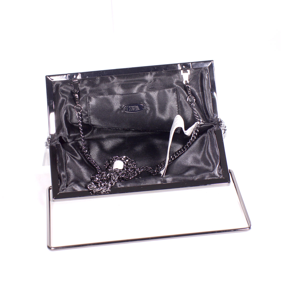 Voir photo 3 de Minaudière couleur argent Minaudière couleur argent Comme neuf - Vue 3 -