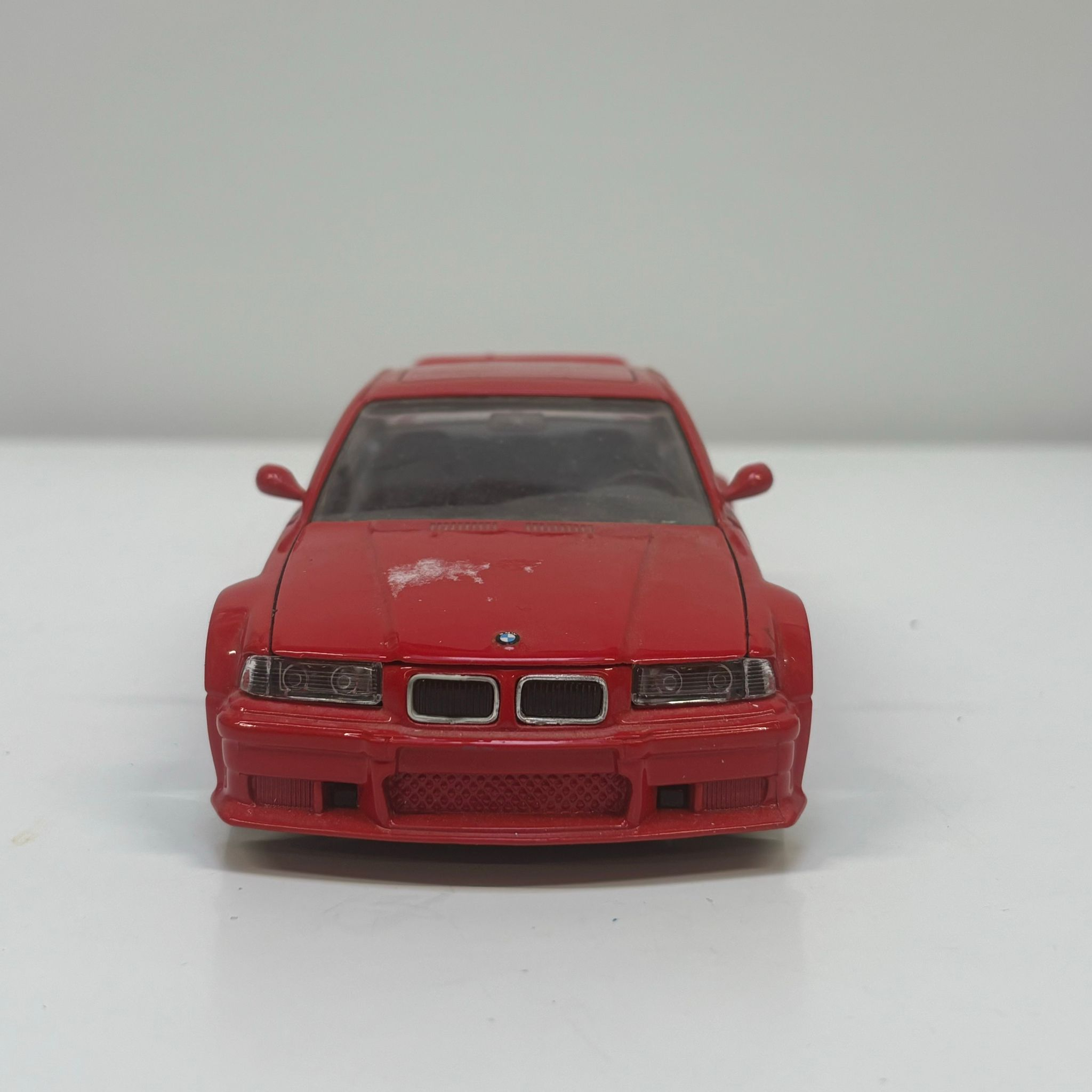 Voiture miniature - BMW M3 rouge Bon état - Vue 2 - 