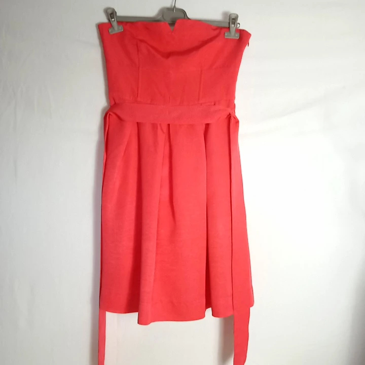 Voir photo 3 de Robe avec 2 fines bretelles - Kookaï - taille 42 Robe avec 2 fines bretelles - Kookaï - taille 42 Comme neuf - Vue 3 -