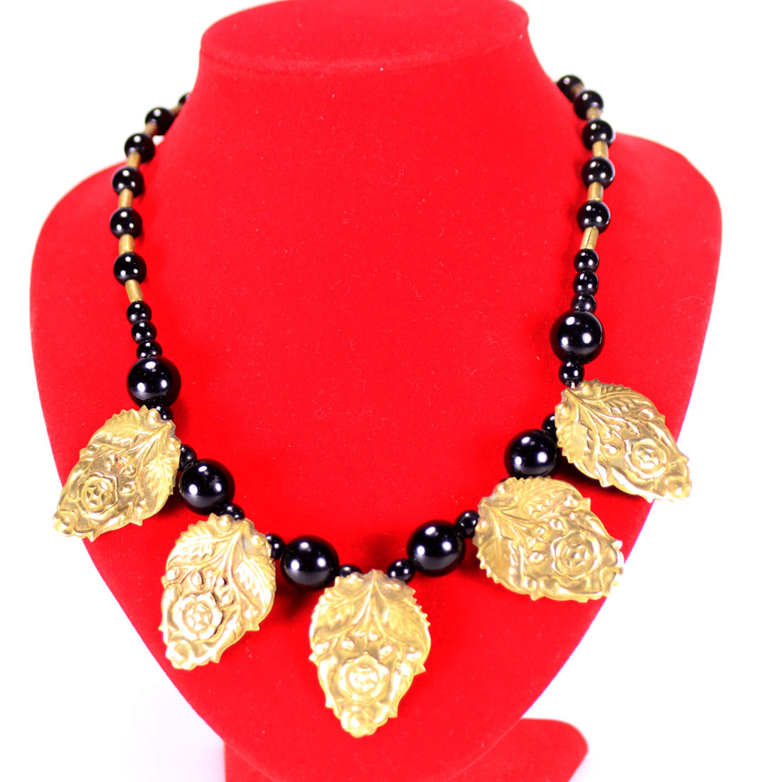 Collier perles noires et feuilles dorées Bon état - Vue 2 - 