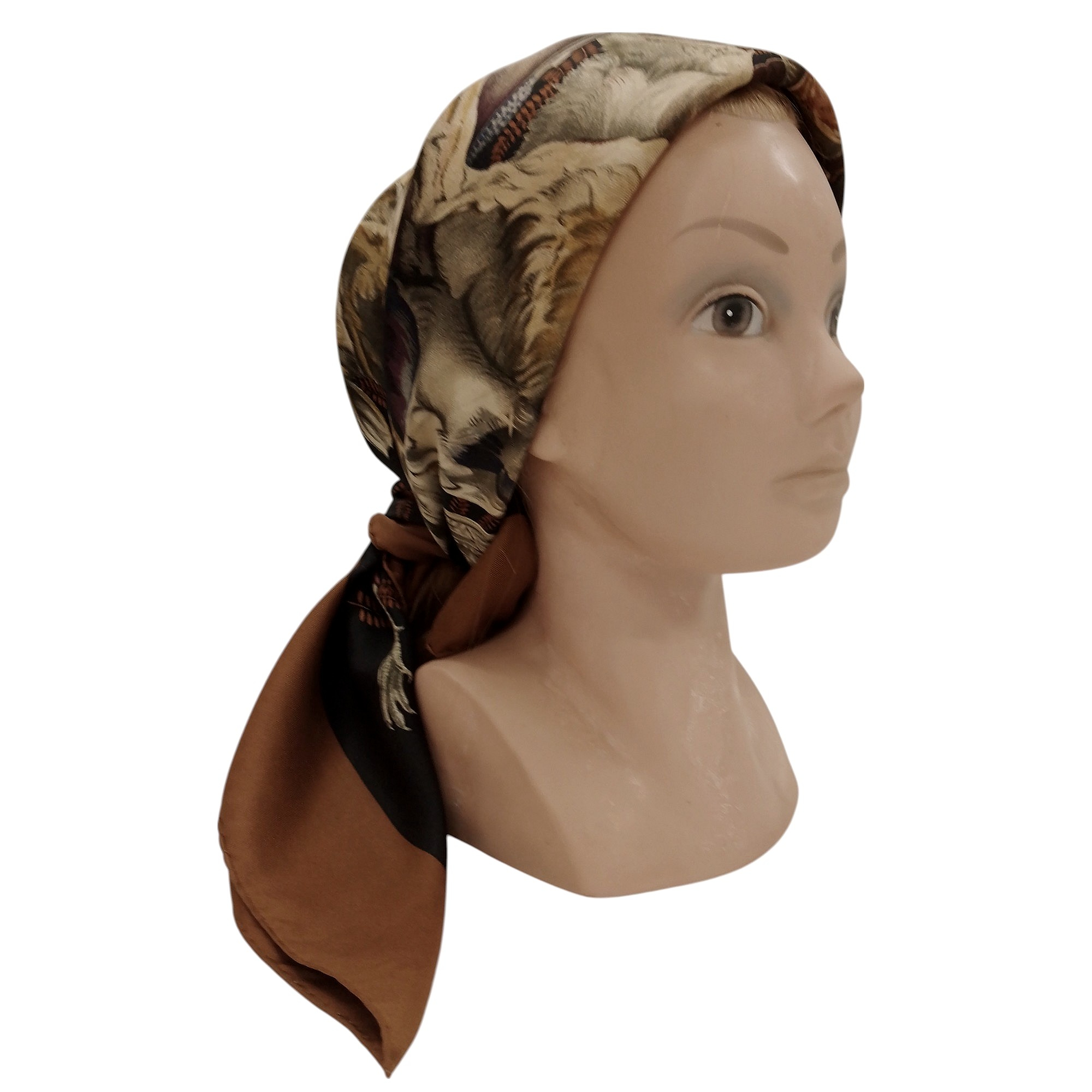 Hermès Tableau de Chasse Design H. de Linarès Foulard Carré de soie 85 cm x 89 cm - Photo 1