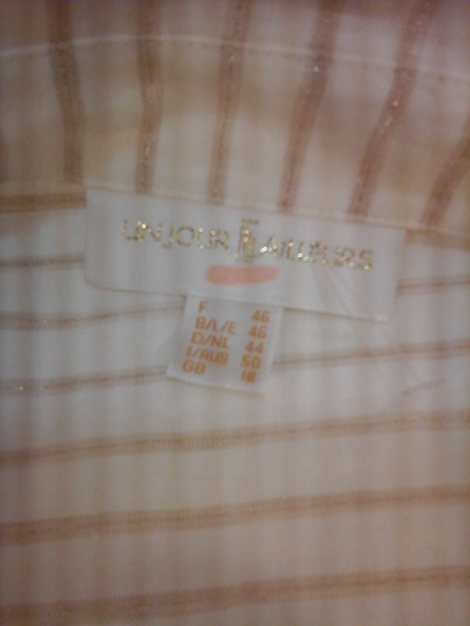 Chemisier un jour ailleurs T46 - Photo 2