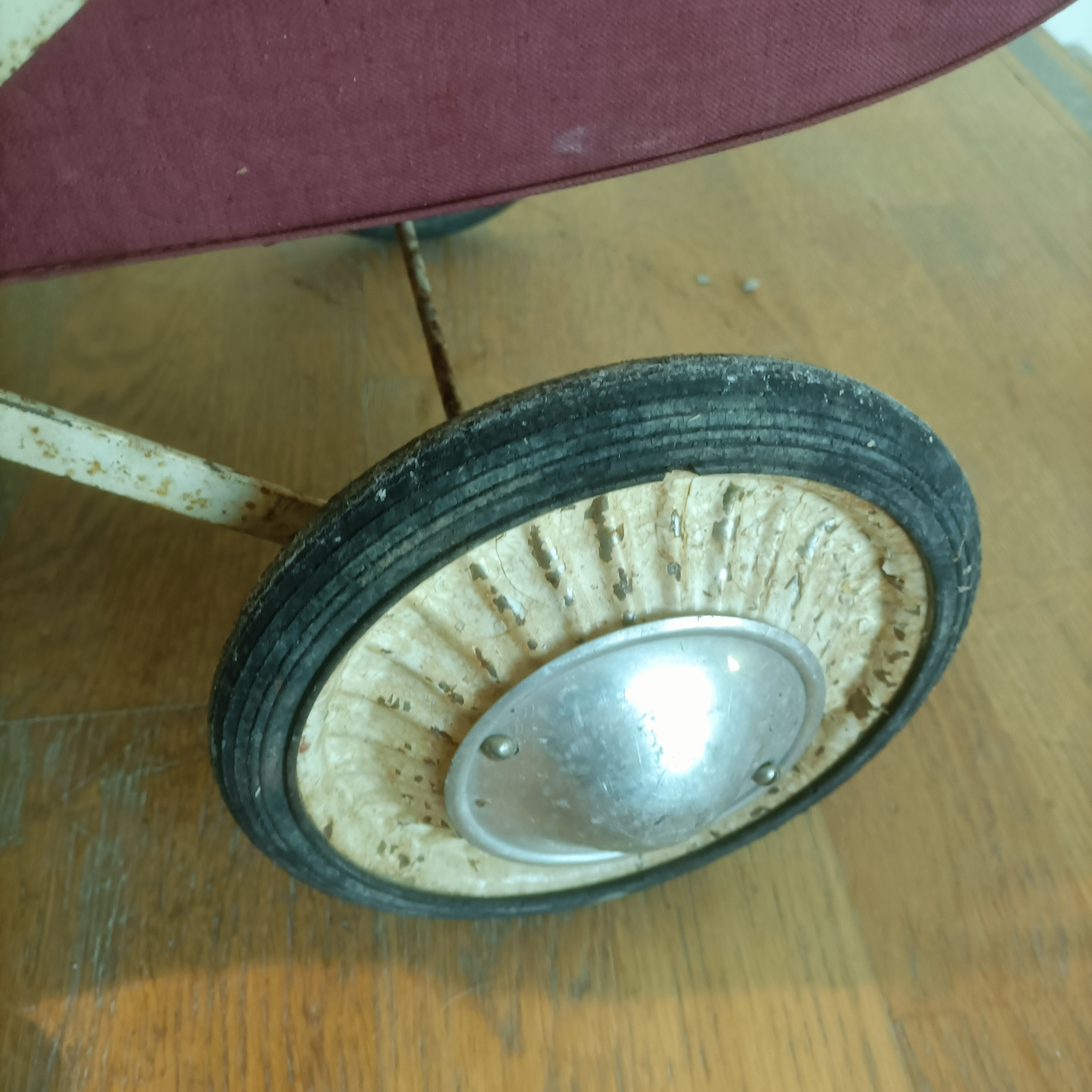 Landau pour poupée de 1950 État correct - Vue 31 - 