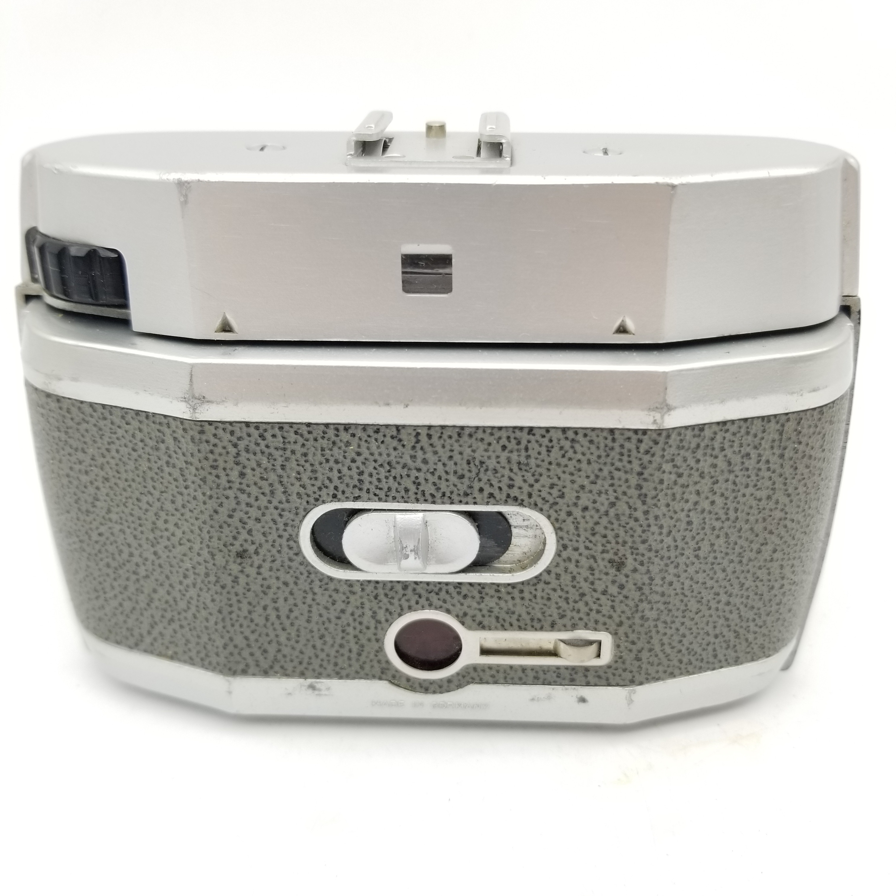 Appareil photo Bilora BELLA 44 (Germany) - Photo 5