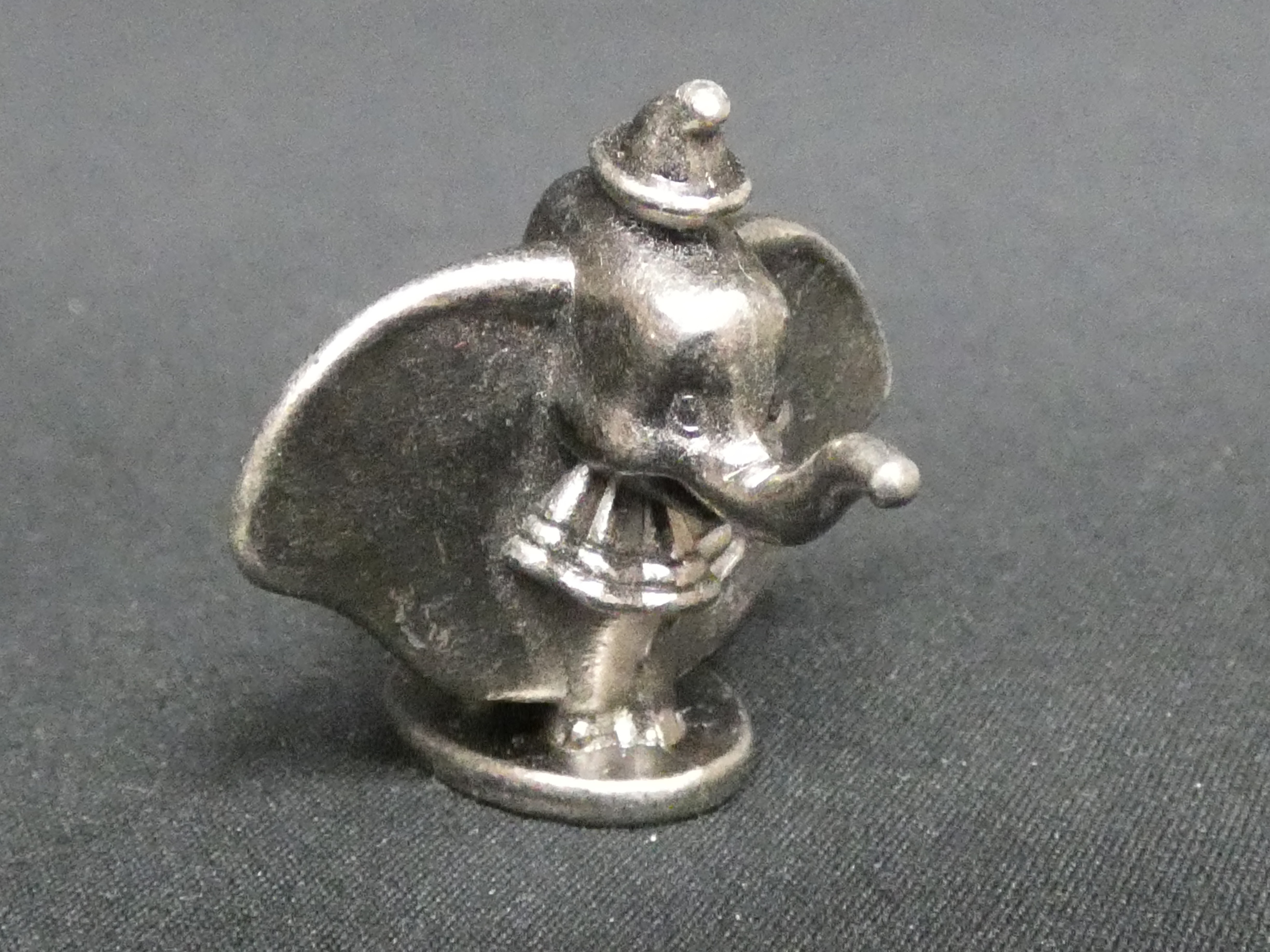 Ensemble de 8 petits personnages Disney en métal - Comme neuf - Photo 6