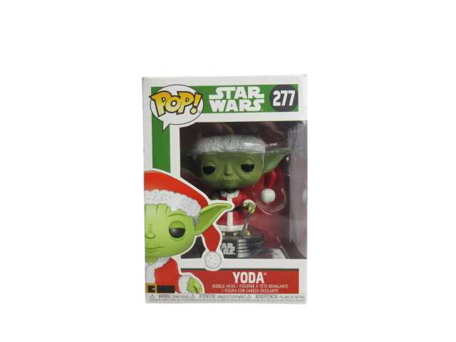 Acheter Funko Pop Yoda édition noël Bon état - 12,00 € Funko Pop Yoda édition noël Bon état - reconditionné disponible sur Label Emmaüs