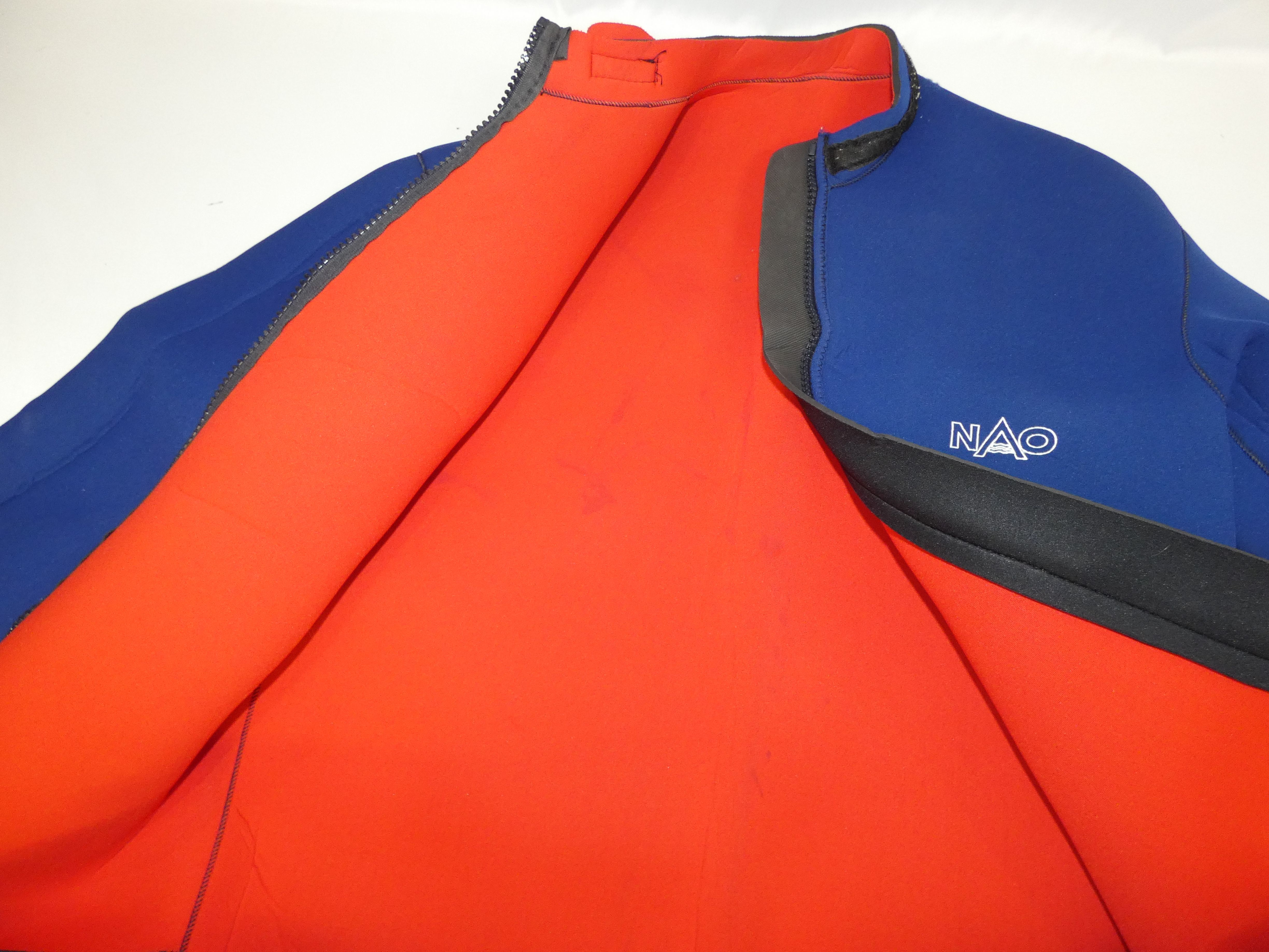 Ensemble complet en néoprène de marque NAO pour canyoning ou rafting Bon état - Vue 6 - 