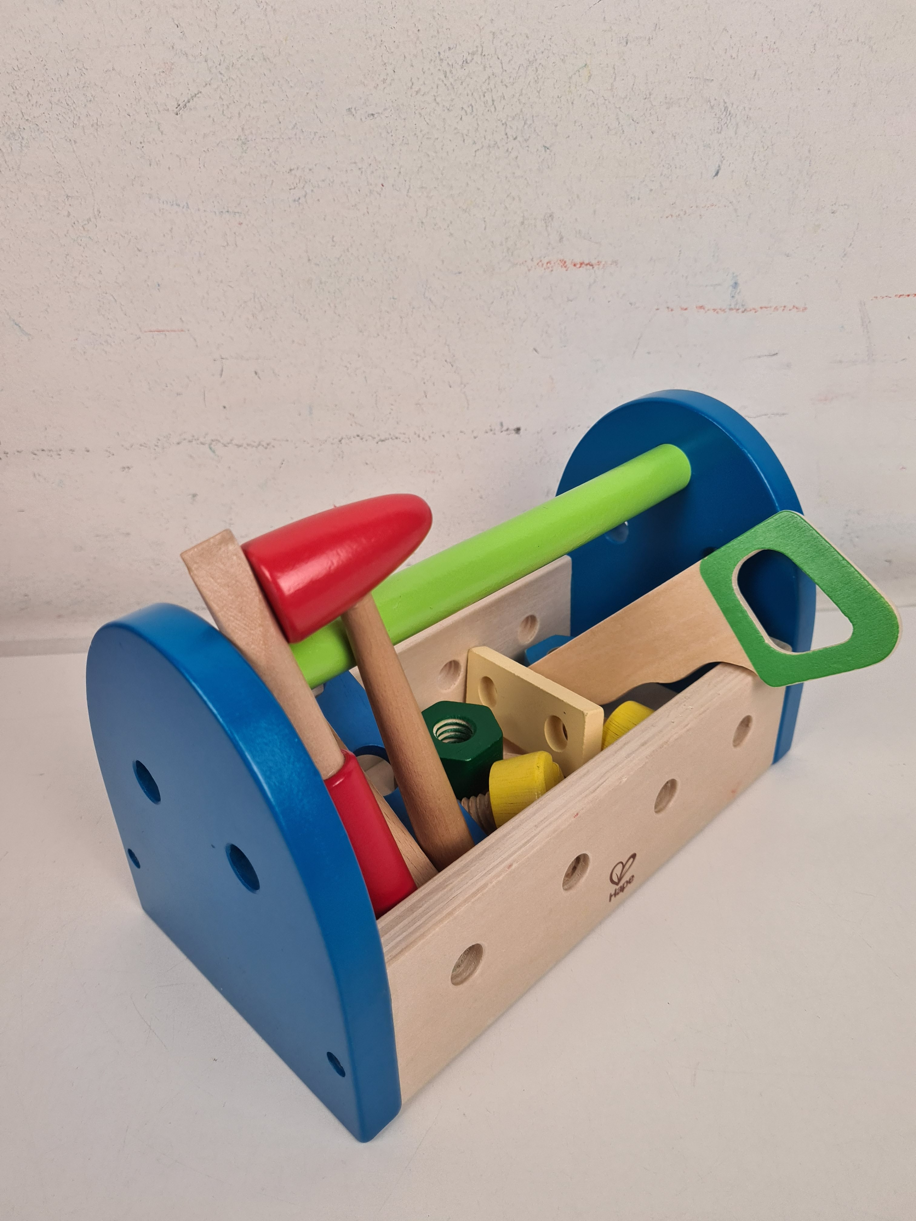 Voir photo 3 de Jouet en bois - Boîte à Outils en Bois - Hape - 3 ans + Jouet en bois - Boîte à Outils en Bois - Hape - 3 ans + Bon état - Vue 3 -