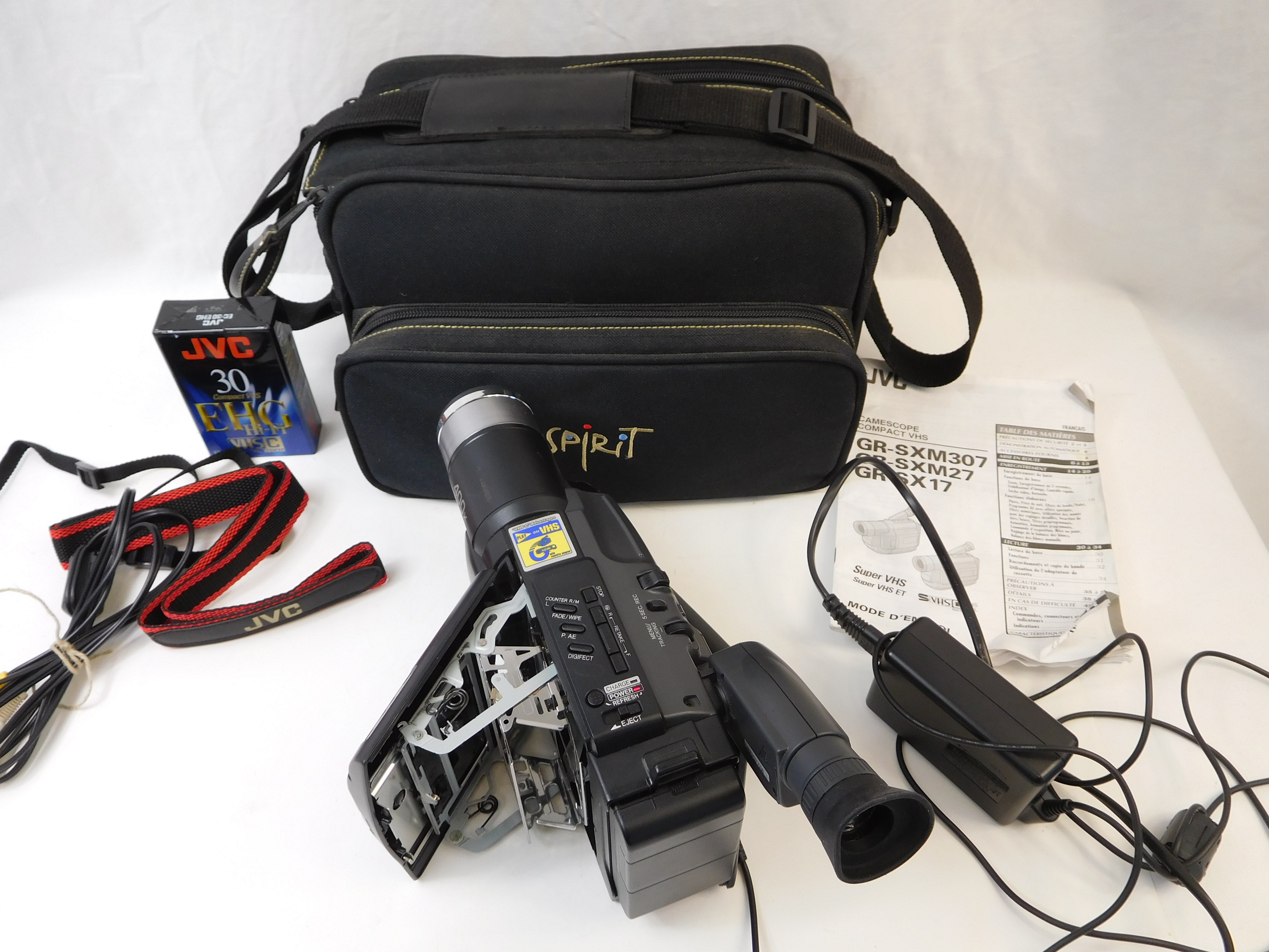 Caméscope JVC GR-SX17 Compact VHS - Super VHS - Zoom 400x°° - Photo 6