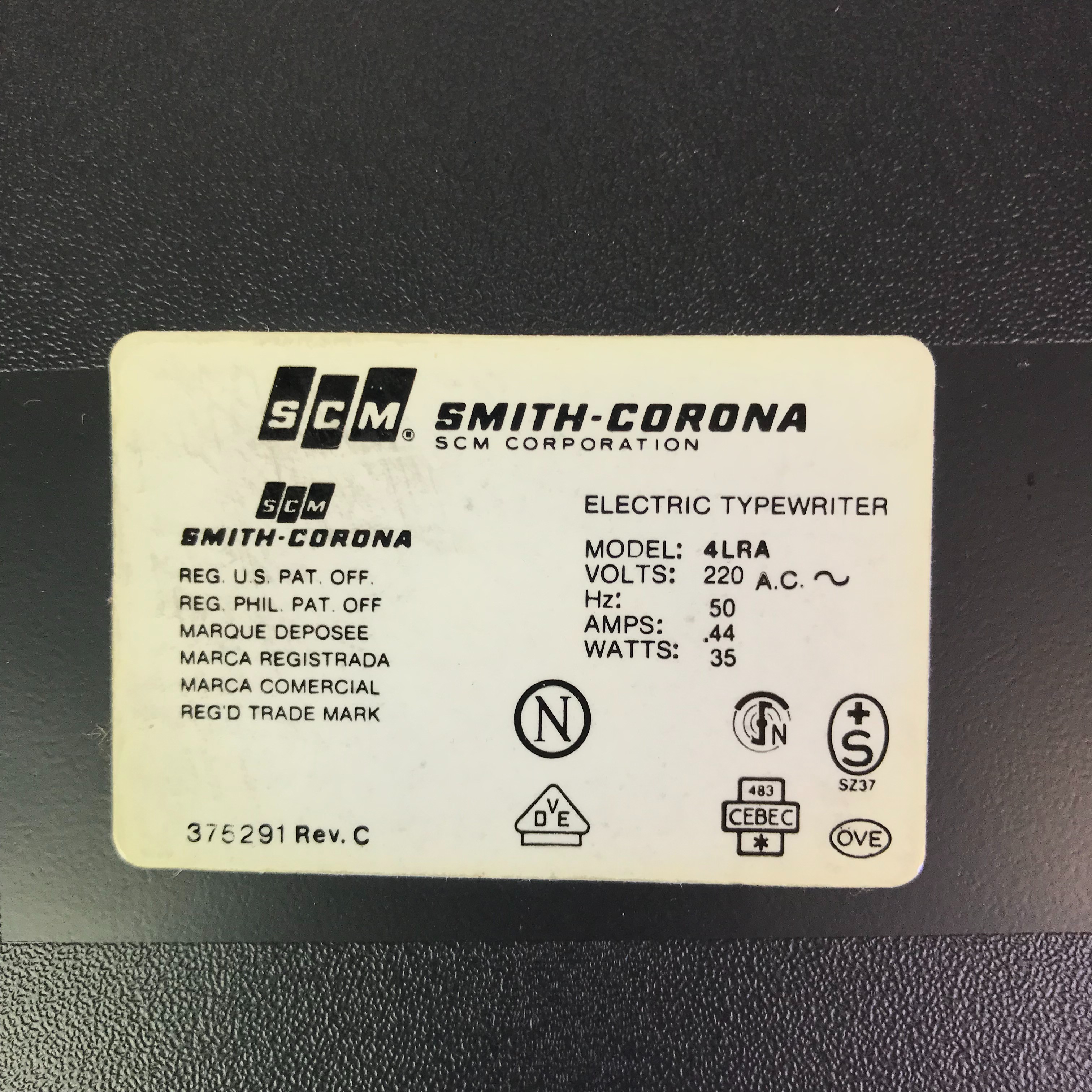 Voir photo 14 de MACHINE À ÉCRIRE ELECTRIQUE : SMITH CORONA C420 AVEC ÉTUI MACHINE À ÉCRIRE ELECTRIQUE : SMITH CORONA C420 AVEC ÉTUI Bon état - Vue 14 -