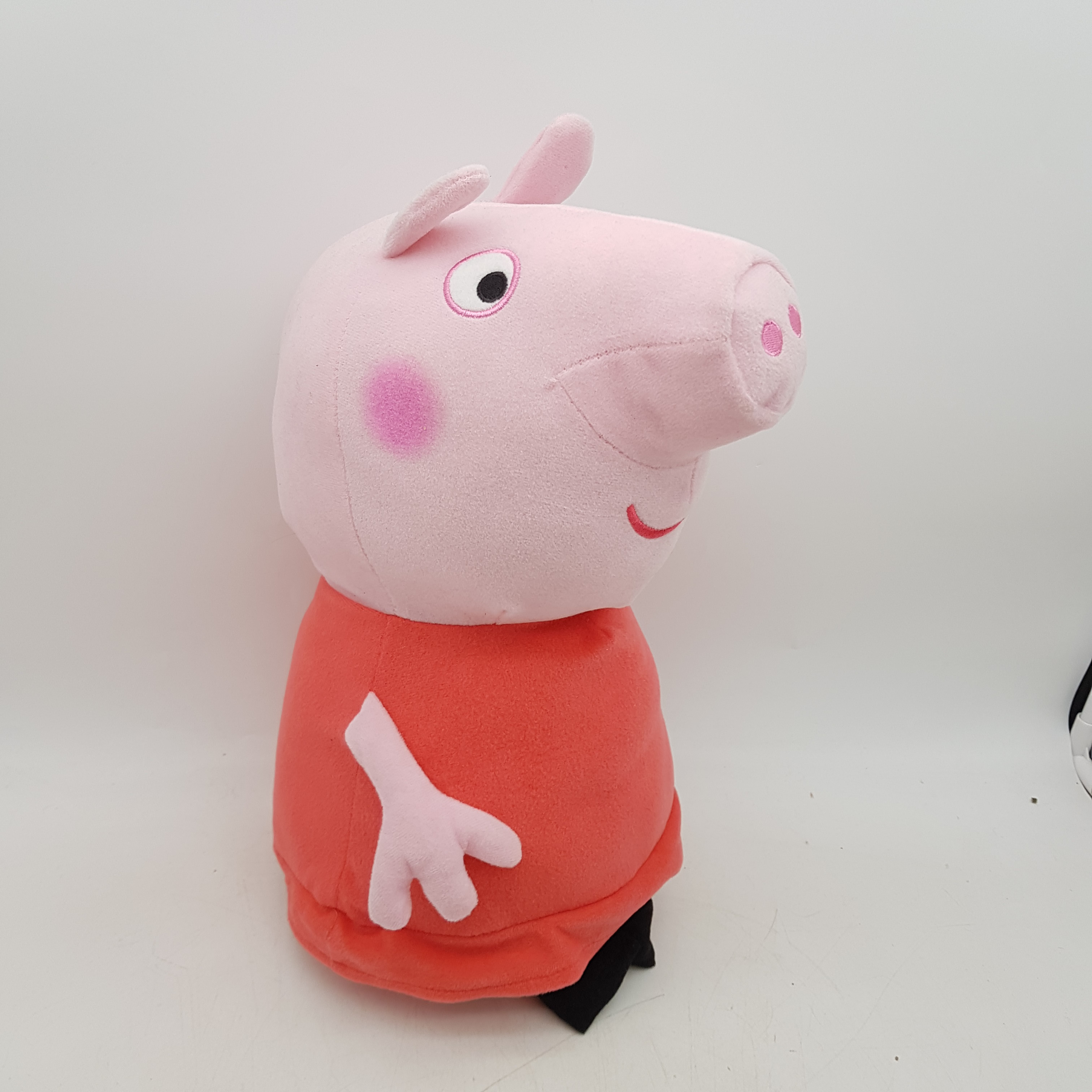Voir photo 2 de Peluche Peppa Pig 40 cm Peluche Peppa Pig 40 cm - Vue 2 -