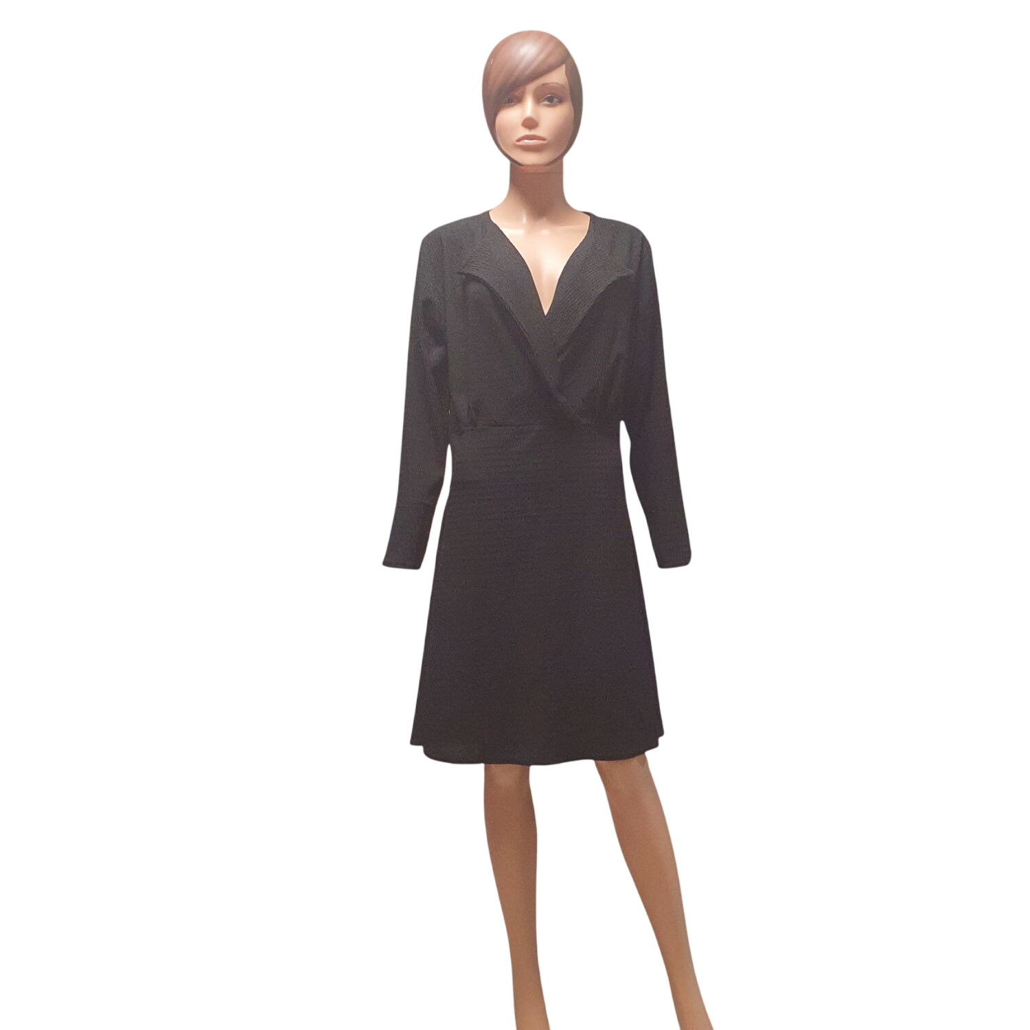 Acheter Robe Femme-KAZAKA-TU Comme neuf - 18,00 € Robe Femme-KAZAKA-TU Comme neuf - reconditionné disponible sur Label Emmaüs