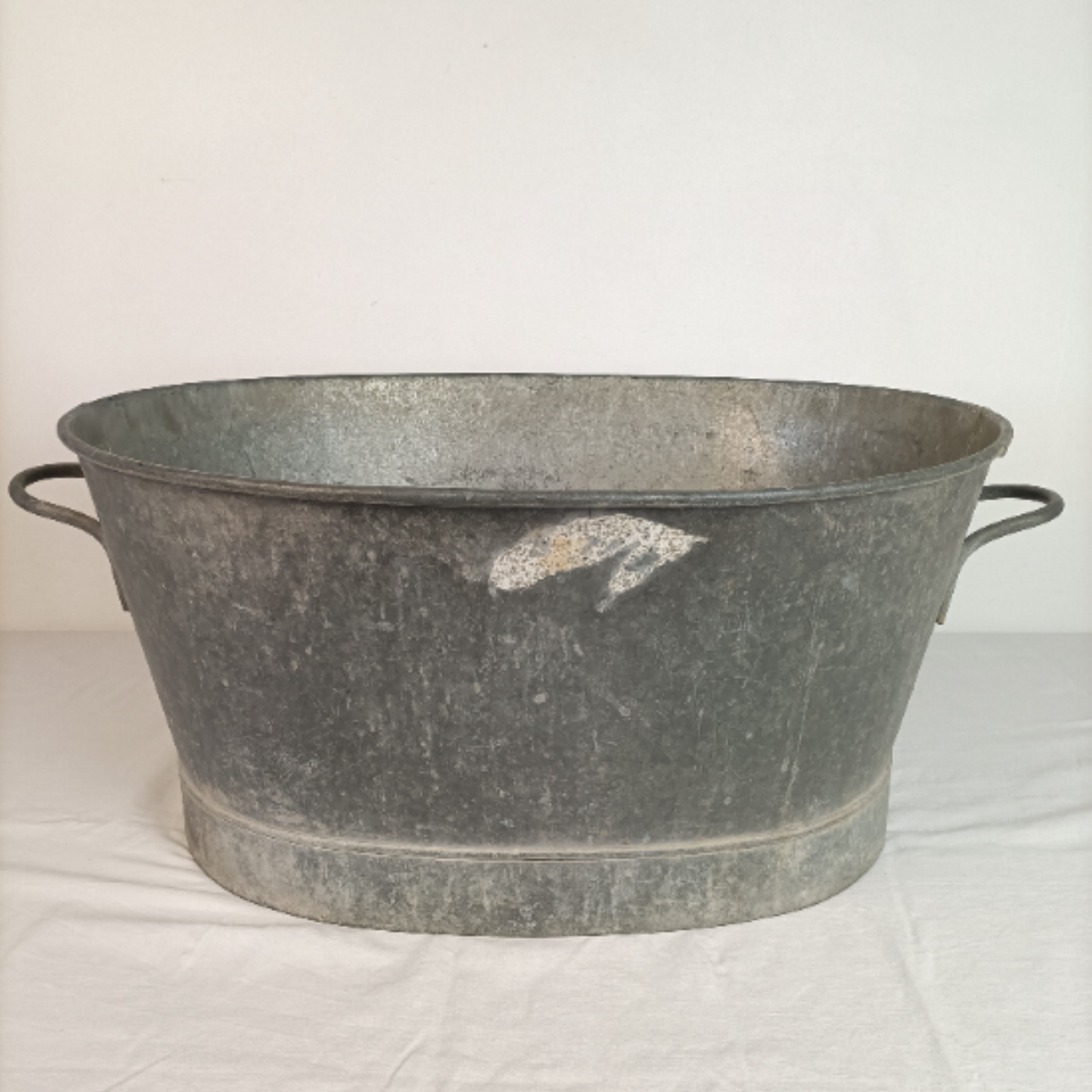 Bassine en zinc ancienne forme ovale avec 2 poignées Bon état - Vue 4 - 