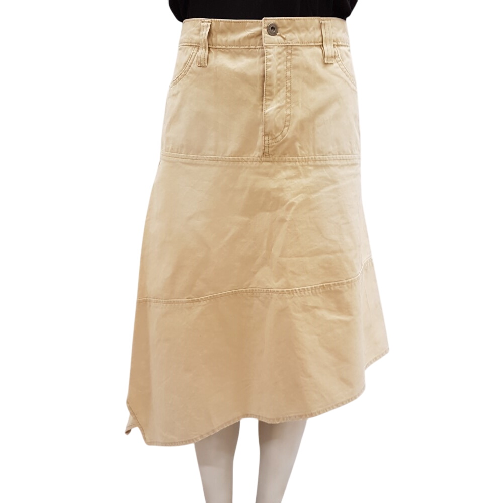 Acheter Jupe en toile beige façon jean - PEPE JEANS - taille M Très bon état - 17,00 € Jupe en toile beige façon jean - PEPE JEANS - taille M Très bon état - reconditionné disponible sur Label Emmaüs