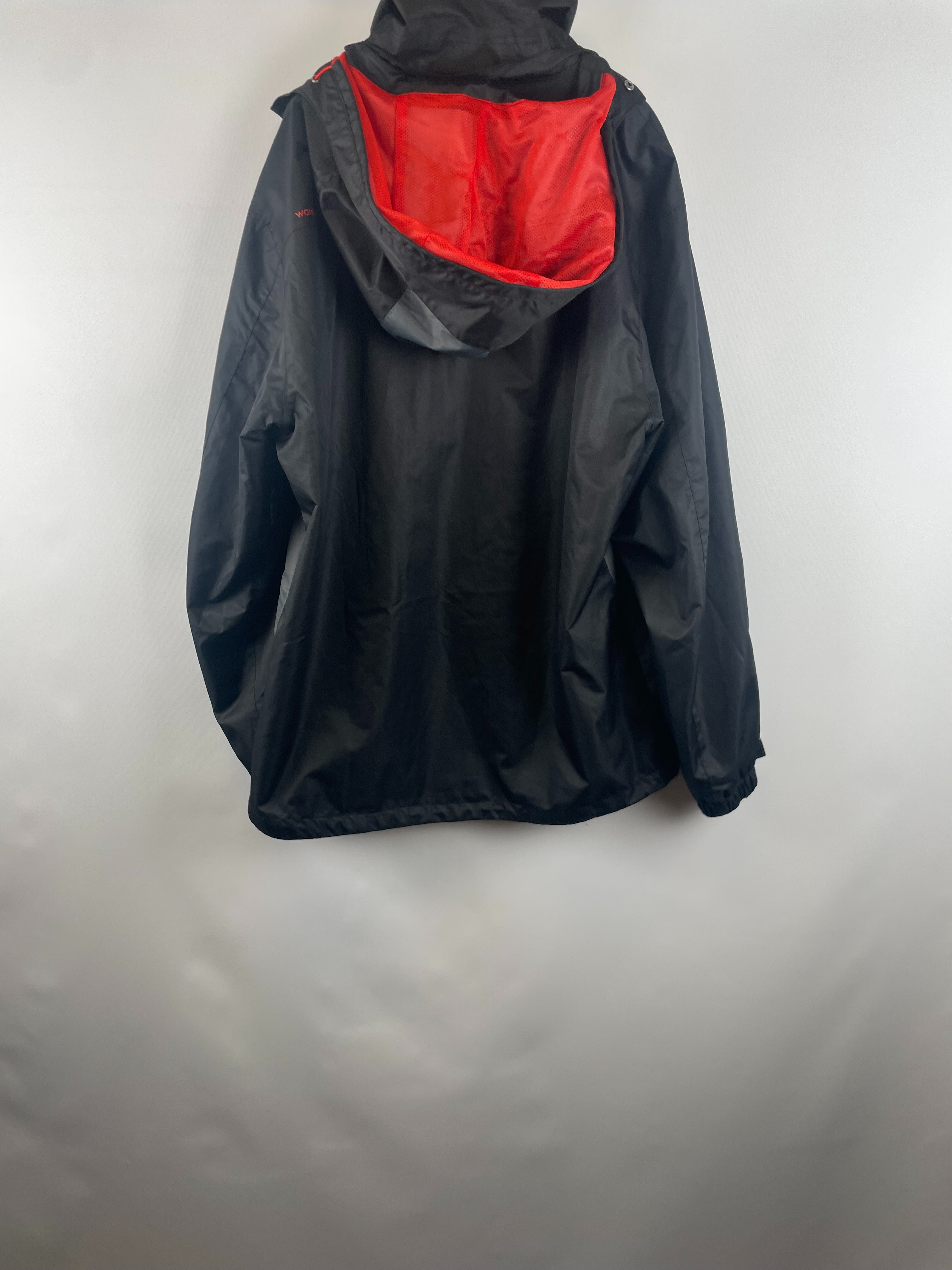 Voir photo 3 de Wanabee - Blouson imperméable noir - Taille 48 Wanabee - Blouson imperméable noir - Taille 48 Très bon état - Vue 3 -