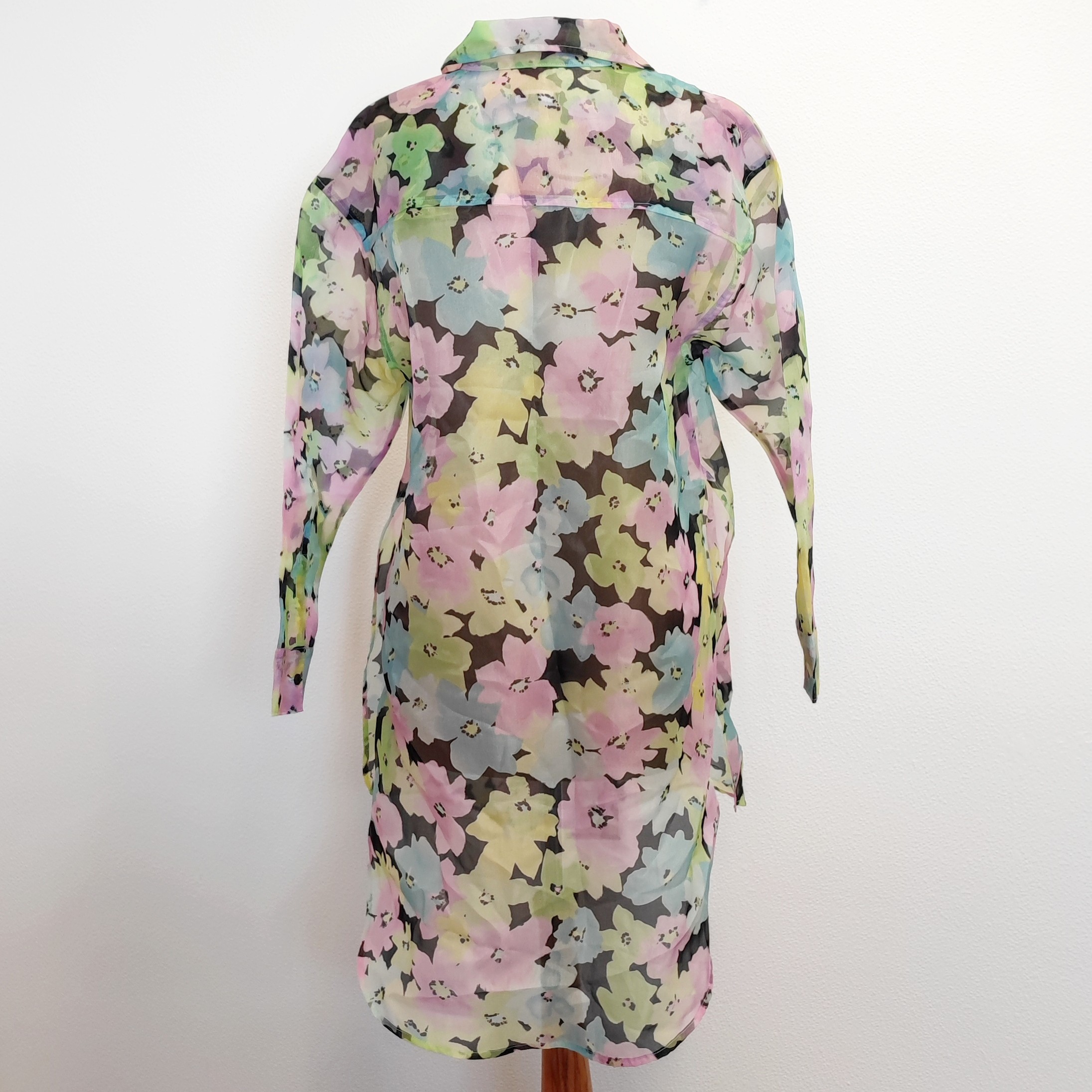 Voir photo 3 de WHO WHAT WEAR - Chemisier oversize - 40 - Femme WHO WHAT WEAR - Chemisier oversize - 40 - Femme Très bon état - Vue 3 -