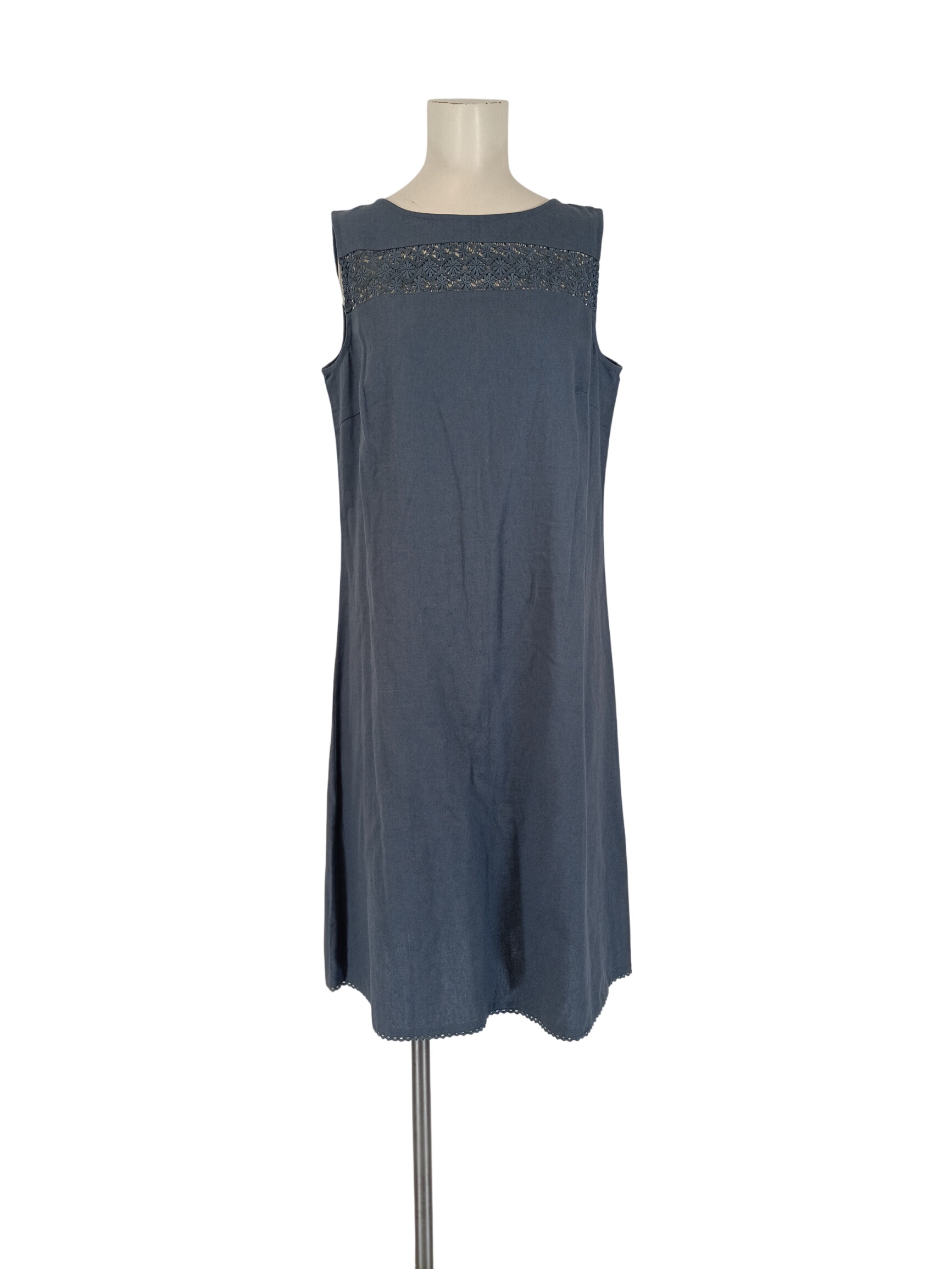 Robe grise sans manches maille légère détail brodé coupe fluide Taille L - 40 Comme neuf -  reconditionné disponible sur Label Emmaüs