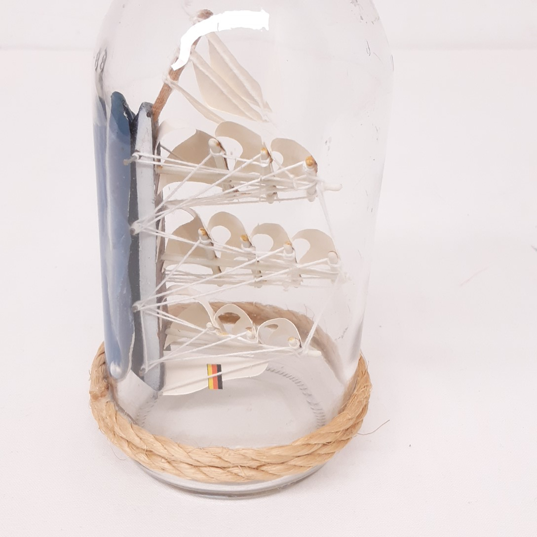 Bateau en bois Gorch Fock en bouteille - Photo 8