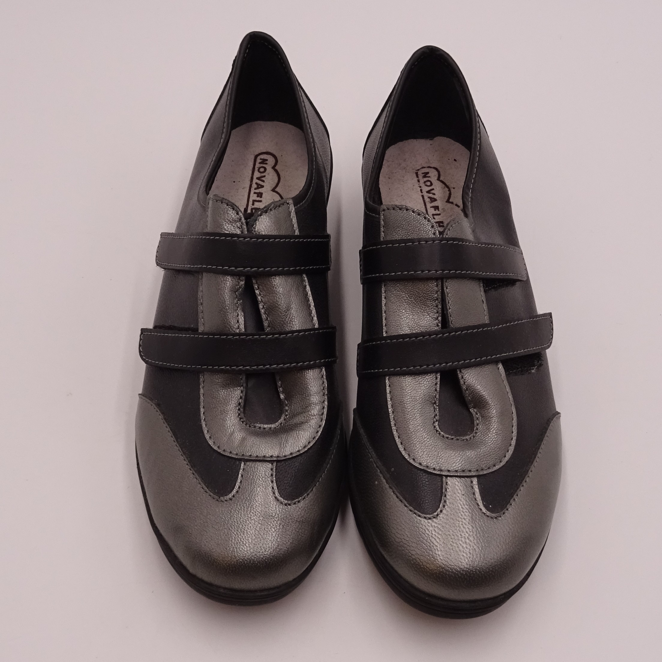 Voir photo 3 de NOVAFLEX Paire de chaussures taille 38 NOVAFLEX Paire de chaussures taille 38 Bon état - Vue 3 -