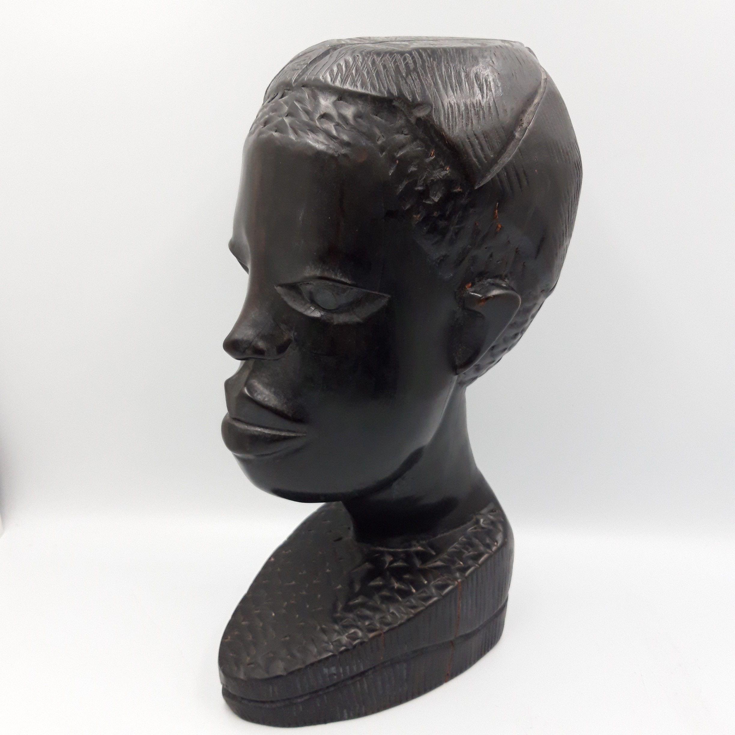 STATUE AFRICAINE EN bois sculpté - vierge style Art Déco EUR 75,00 - FR