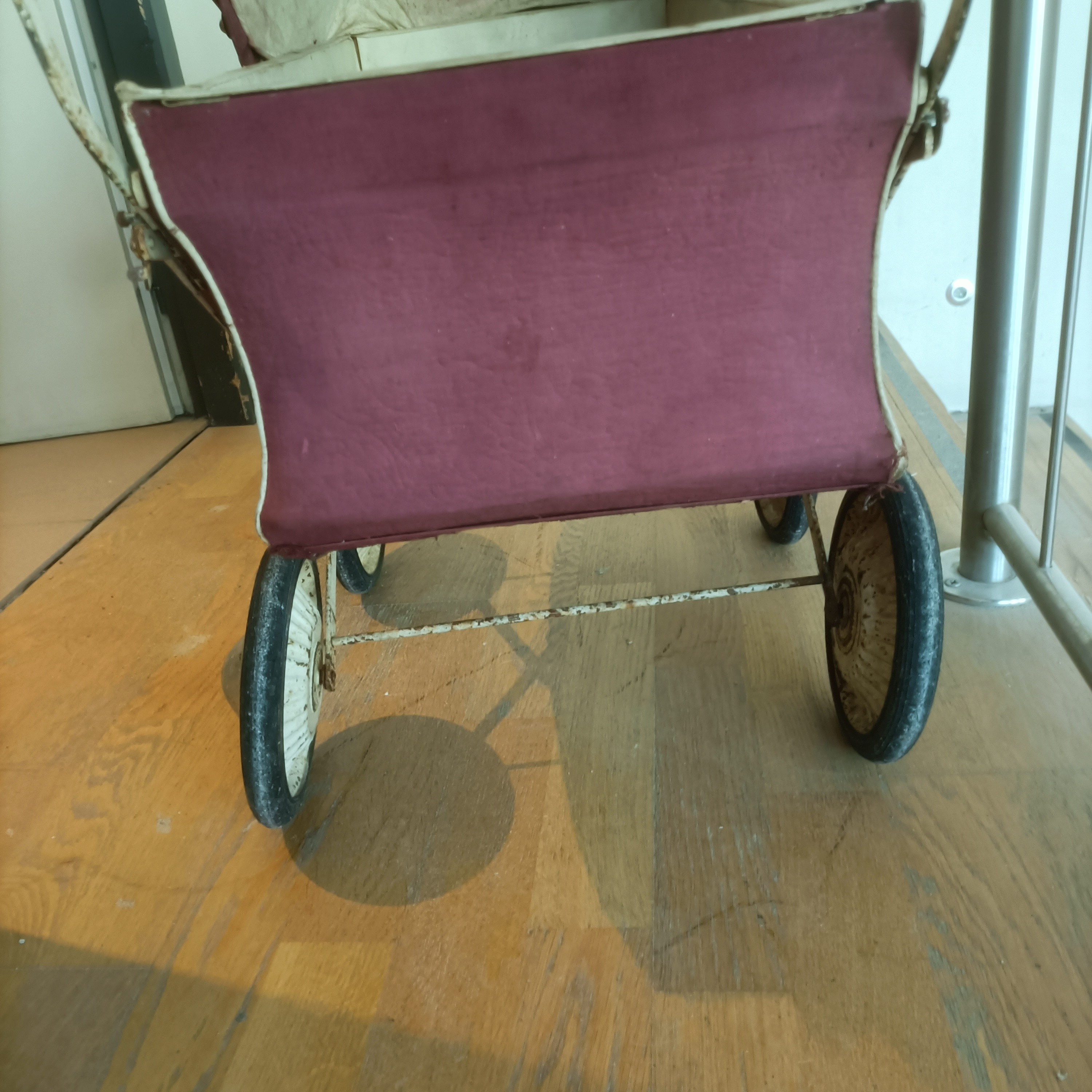 Landau pour poupée de 1950 État correct - Vue 11 - 