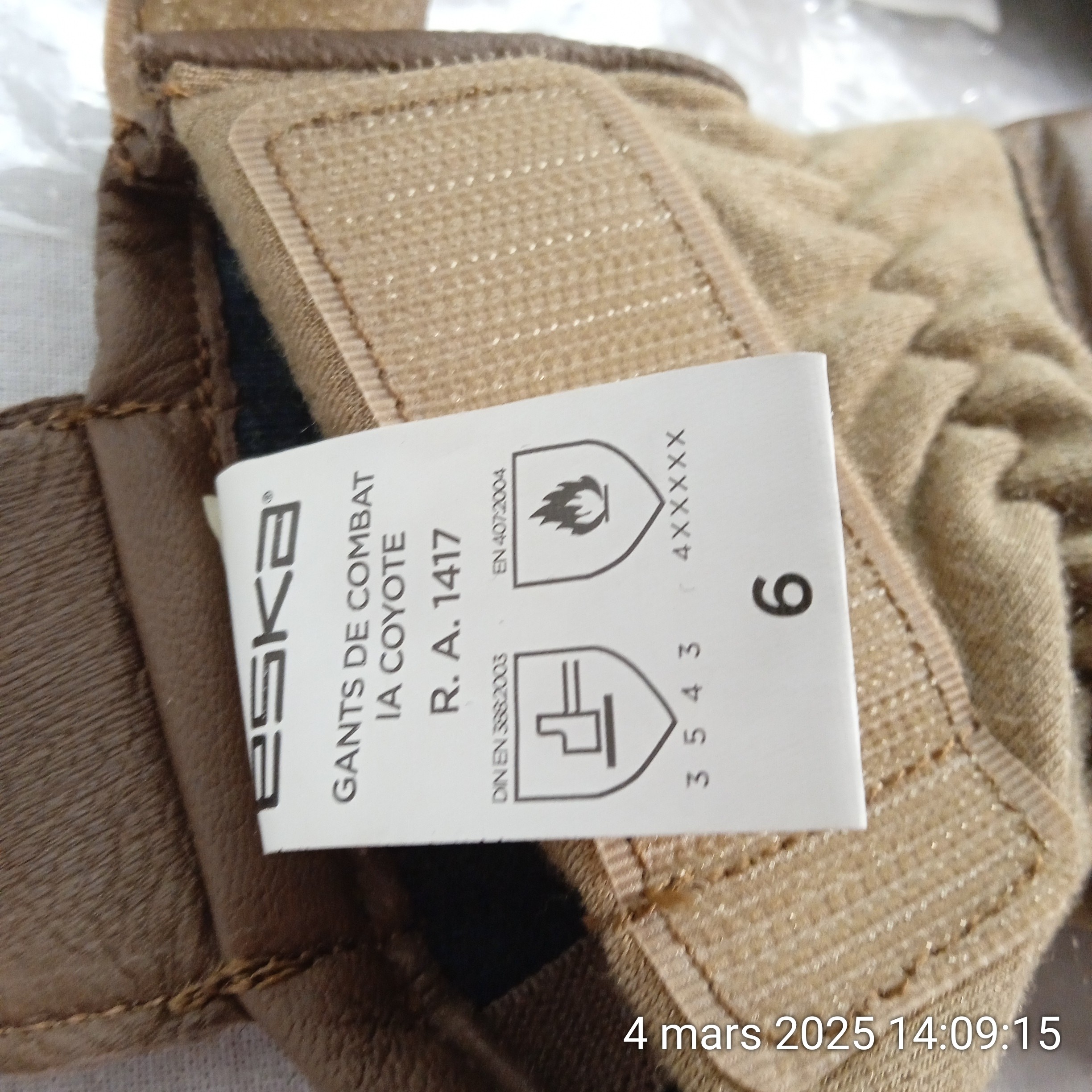 Paire de Gants de combat Coqués ESKA IA COYOTE taille 6 - Photo 1