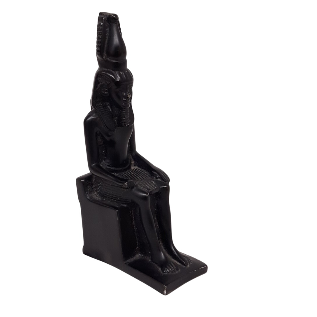 Statuette déesse égyptienne assise en bois - Photo 0