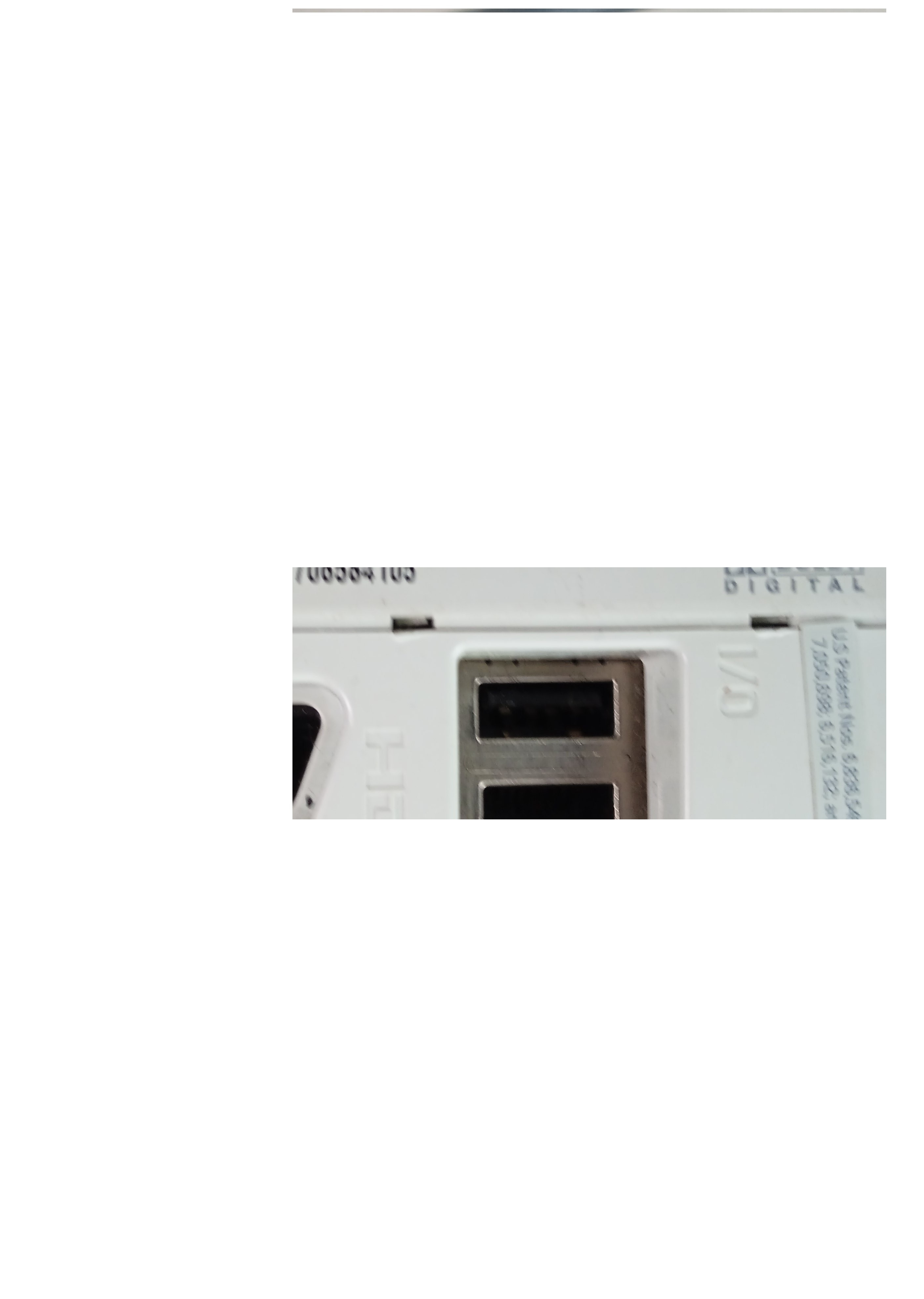 Console Microsoft Xbox 360 blanche vendu en l'état pour pièce. État correct - Vue 3 - 