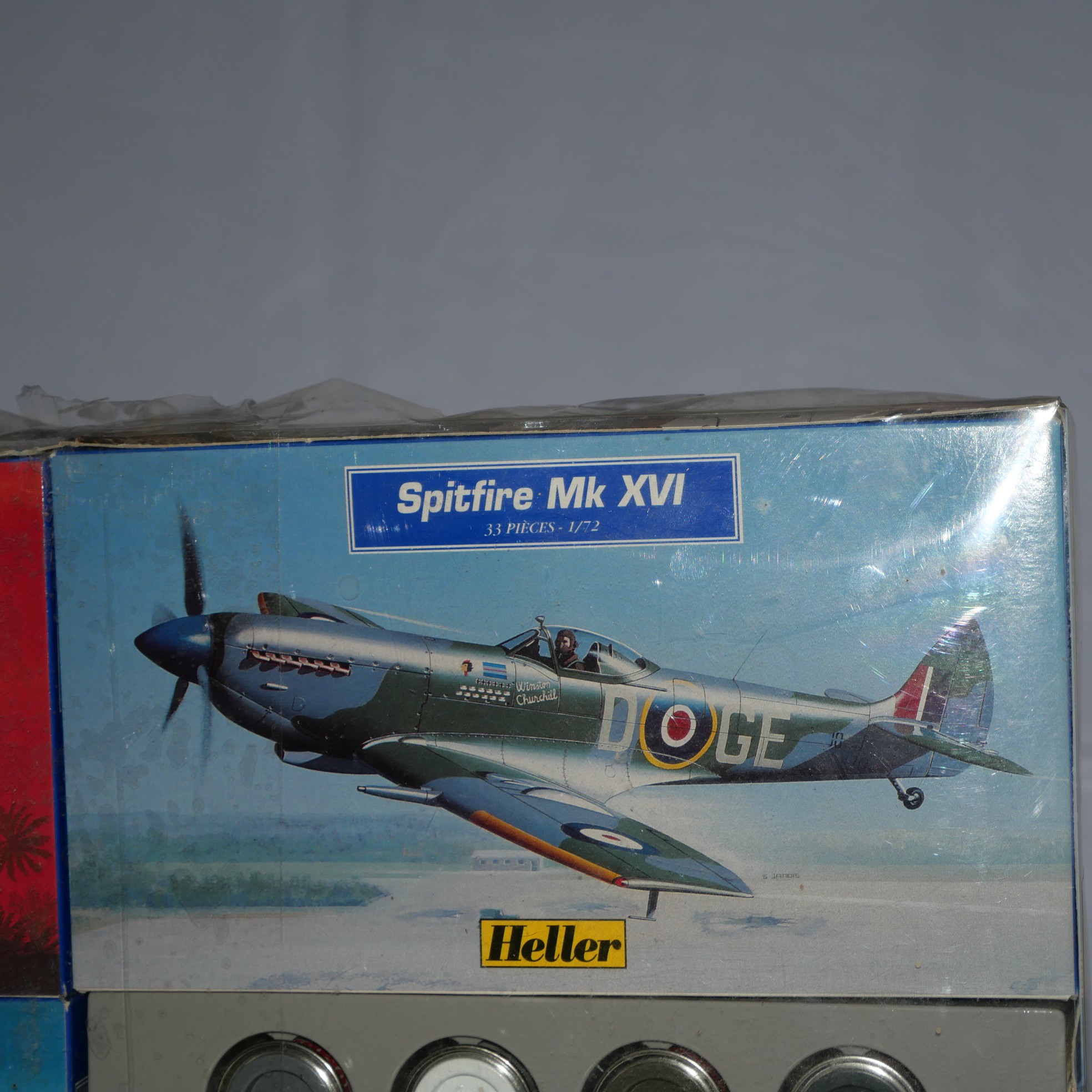 Voir photo 3 de Lot de 3 Maquettes d'avion HELLER Collection Kit Lot de 3 Maquettes d'avion HELLER Collection Kit - Vue 3 -