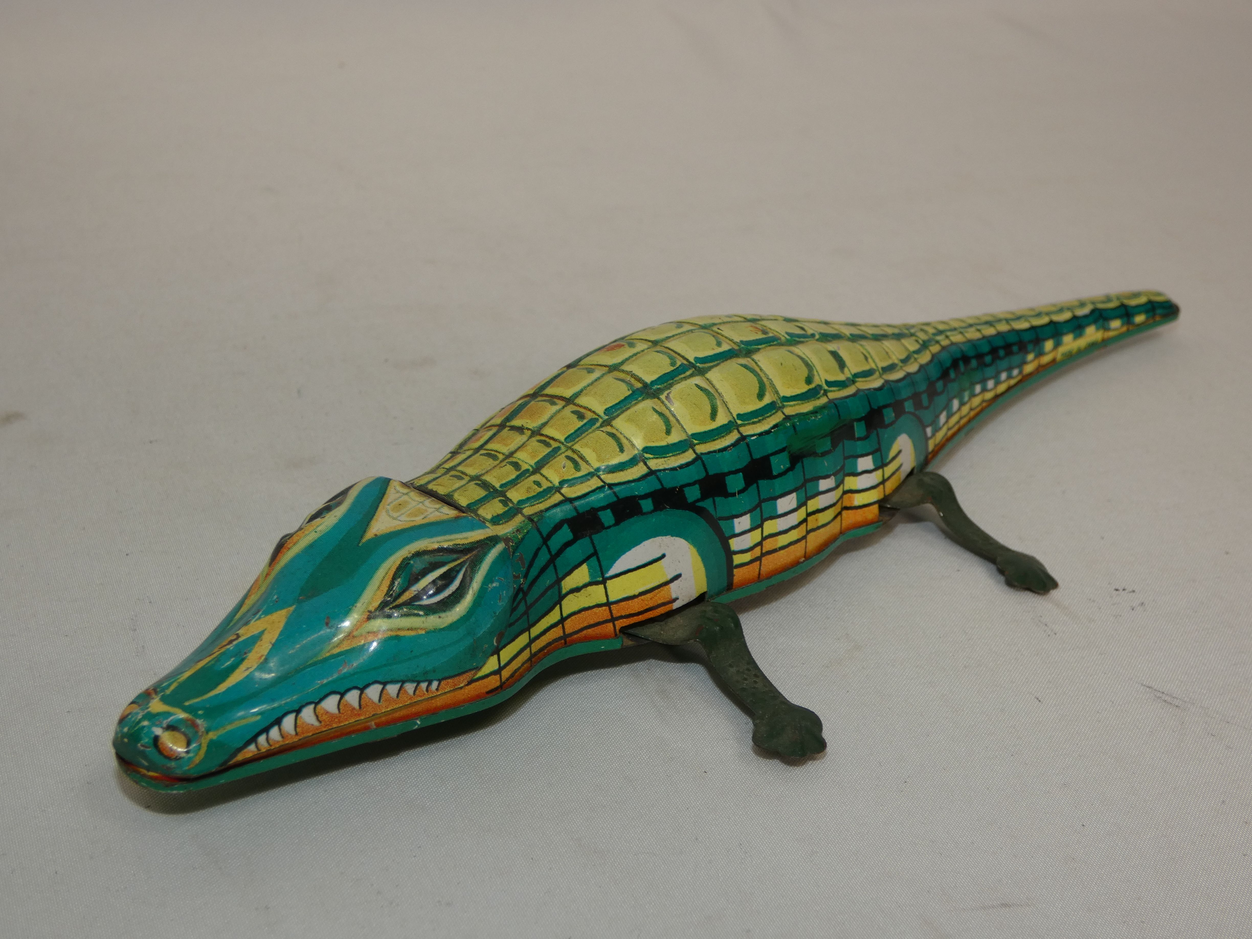 Ancien jouet crocodile en métal à friction BLIC - Photo 1