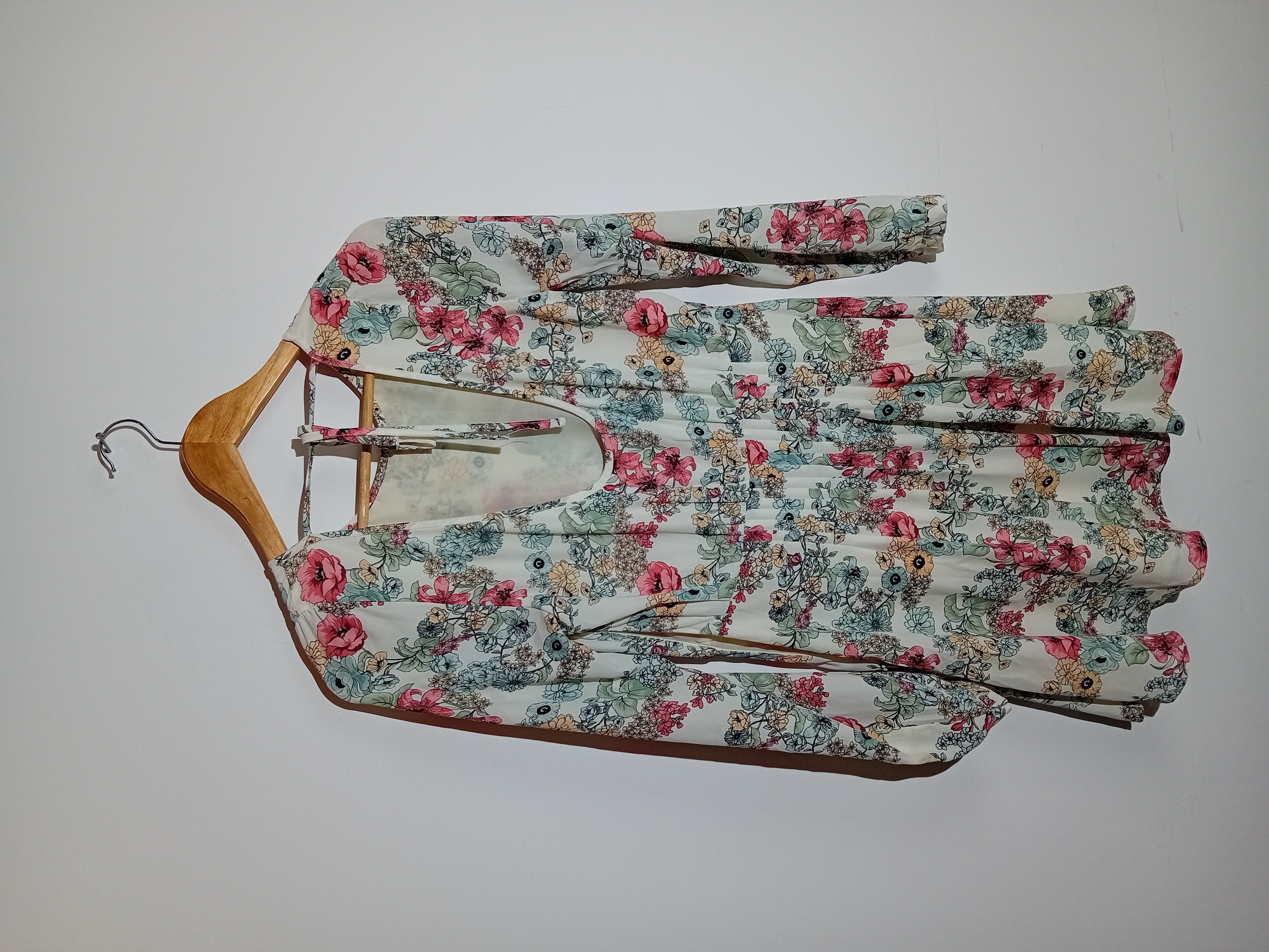 Voir photo 6 de Robe Fleurie Manches Longues Pepe Jeans London M (T4263) Robe Fleurie Manches Longues Pepe Jeans London M (T4263) Bon état - Vue 6 -