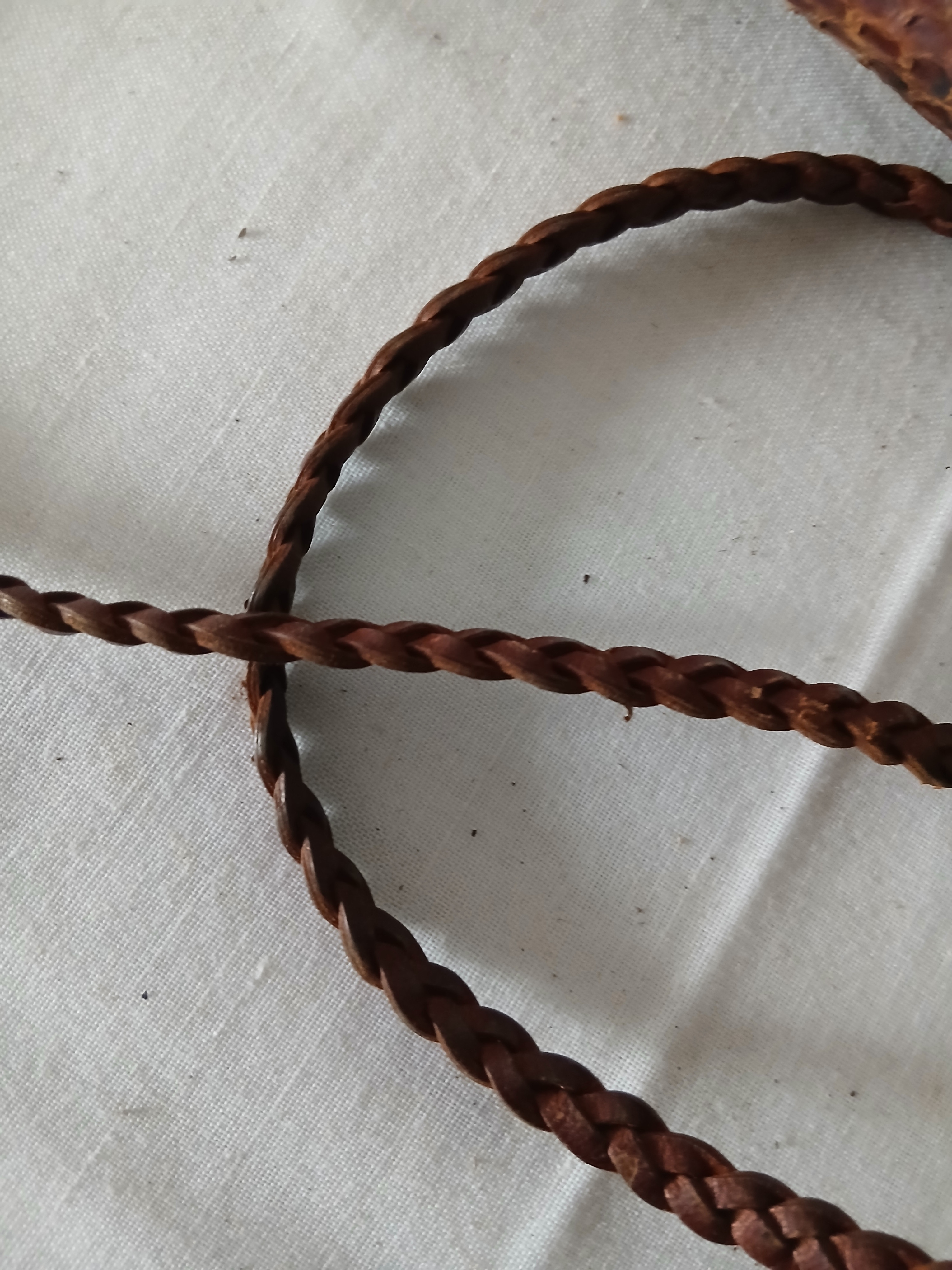 Sac à main vintage à soufflets en cuir et peau de serpent Bon état - Vue 10 - 