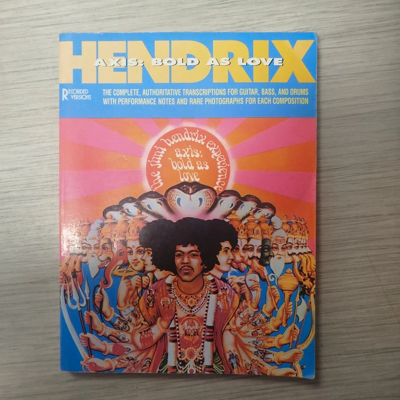 Songbook Jimi Hendrix Axis Bold As Love partitions guitare basse batterie Hal Leonard rare Bon état -  reconditionné disponible sur Label Emmaüs