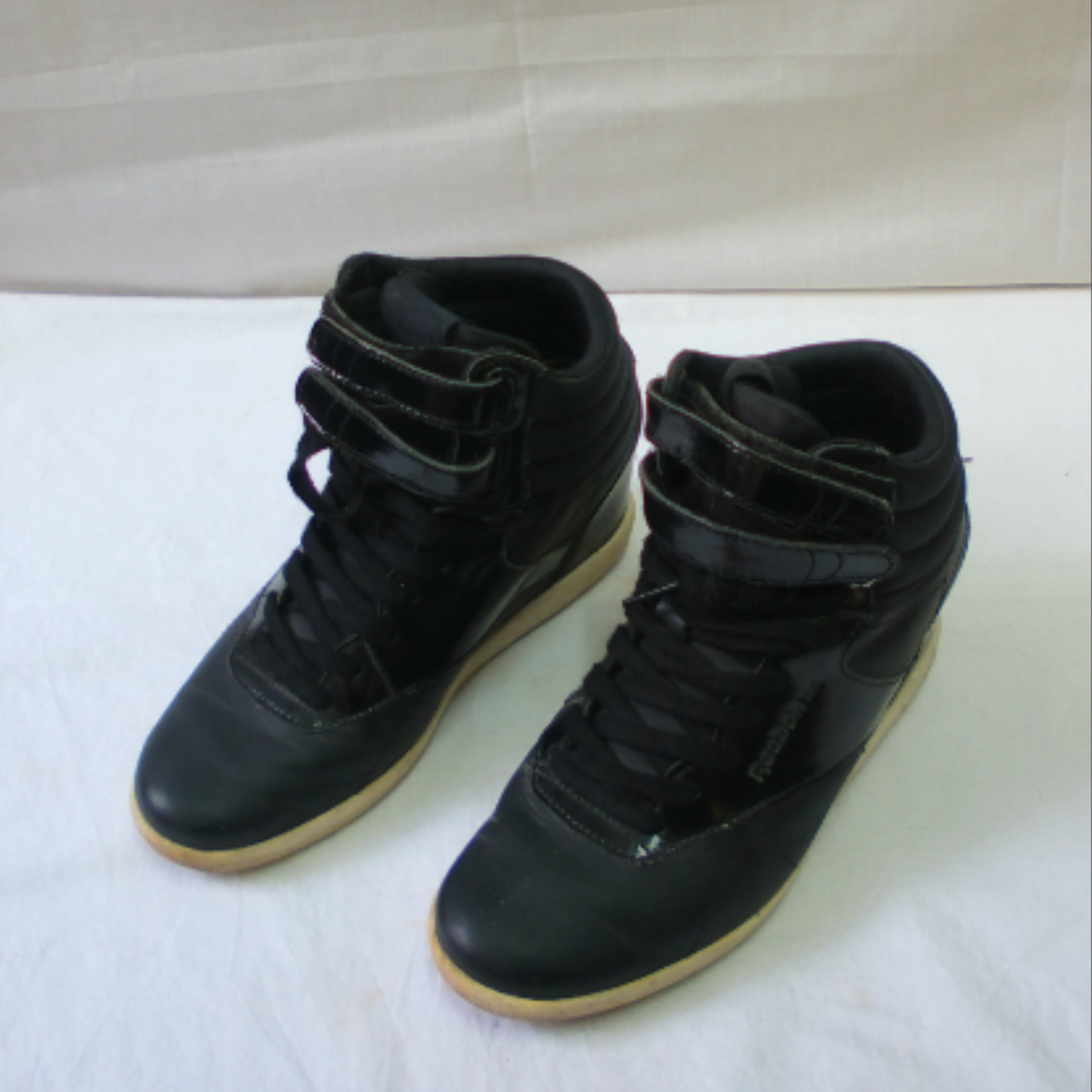 Paire de baskets REEBOK, noir, pointure 37 Bon état - Vue 2 - 