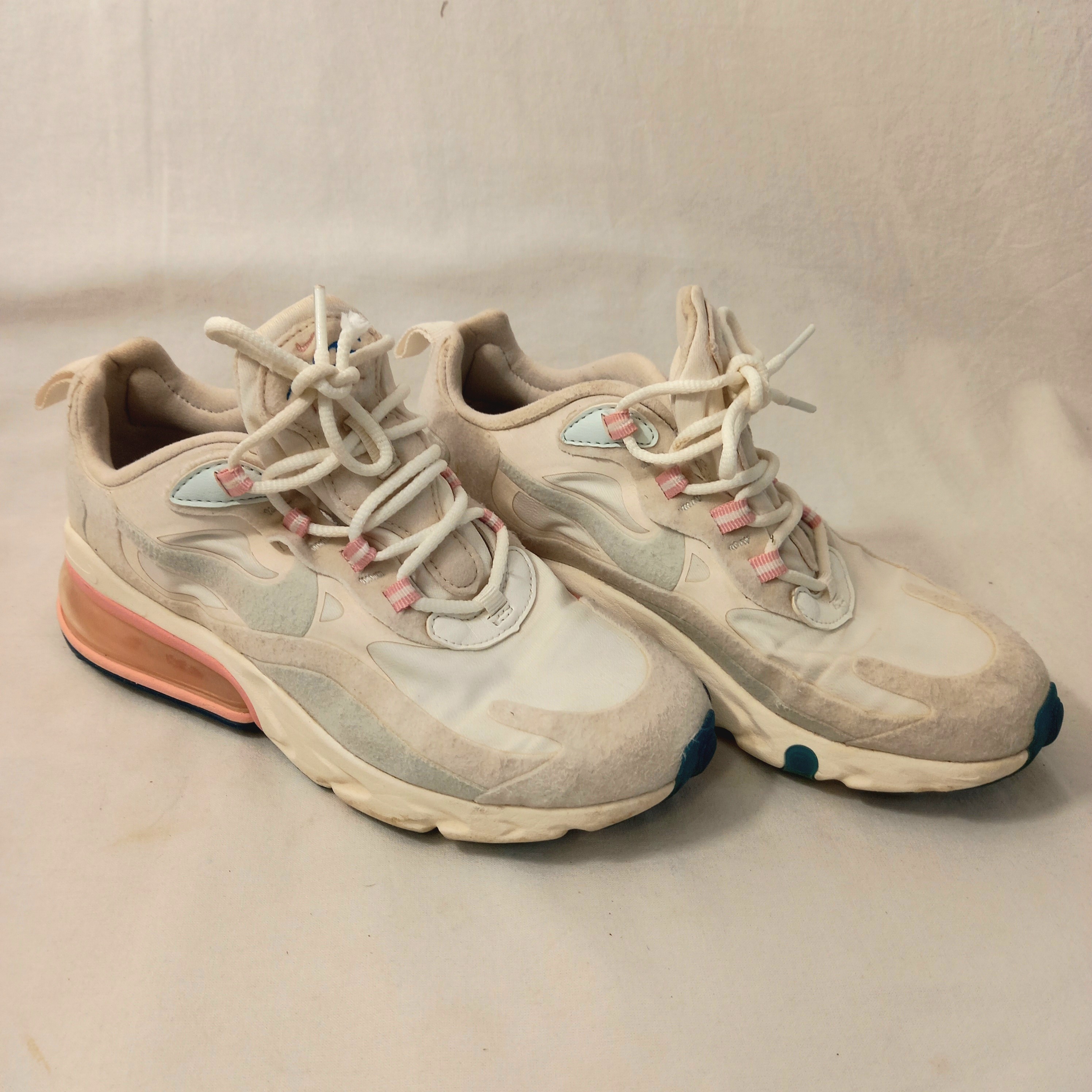 Chaussure pour femme/unisexe, de marque Nike, modèle Air Max 270 React, "American Modern Art", taille 36,5 (Europe) - COLLECTOR Bon état - Vue 2 - 