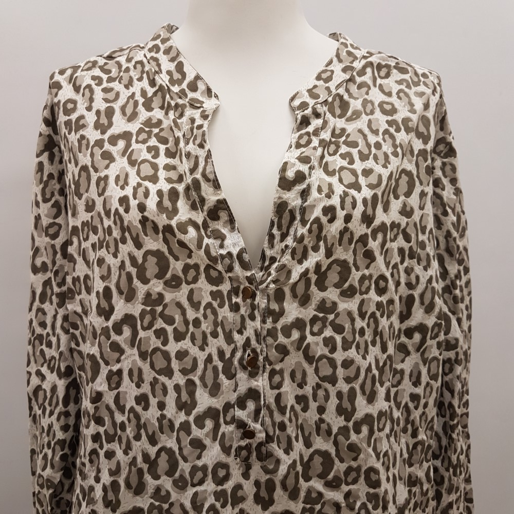 Blouse imprimé animal - BLEU BONHEUR - Taille 50 - Photo 4