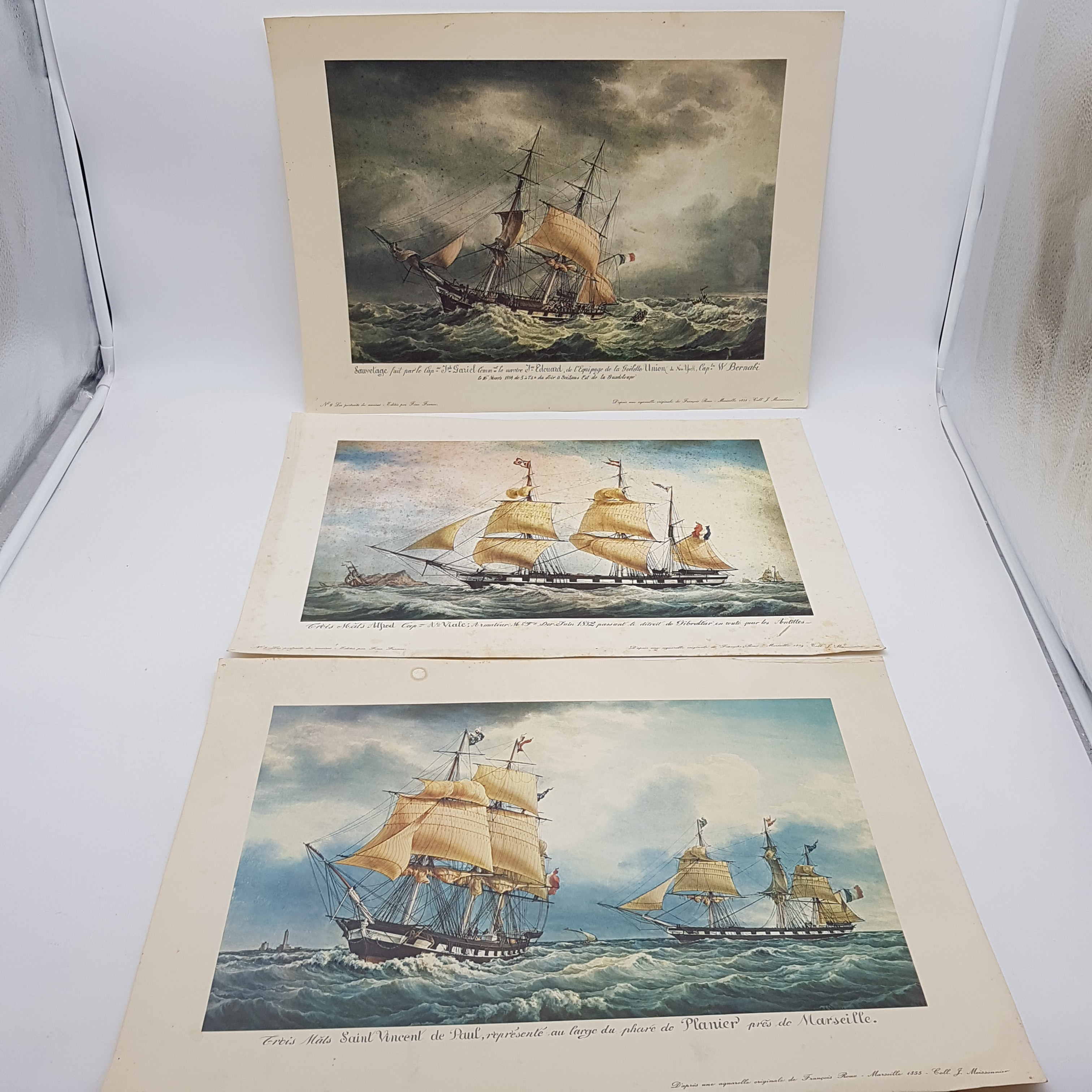 Voir photo 2 de Lot de 14 affiches "Les portraits de Navires" - Édité par Fina France - D'après une aquarelle originale d'Antoine Roux père Lot de 14 affiches "Les portraits de Navires" - Édité par Fina France - D'après une aquarelle originale d'Antoine Roux père État correct - Vue 2 -