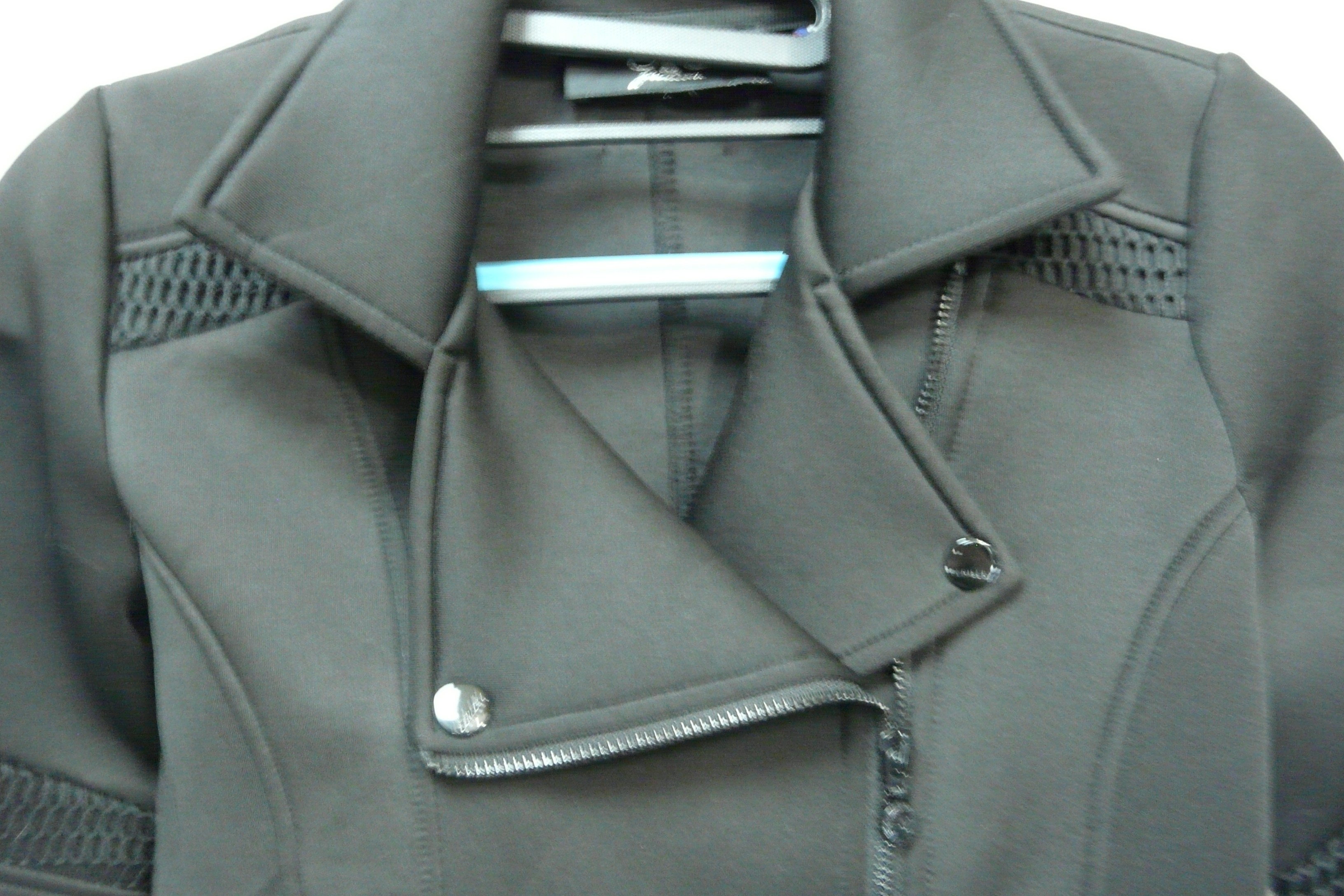 E191 - Veste toucher néoprène - Le Temps des Cerises Junior - Âge 12 ans - Photo 2