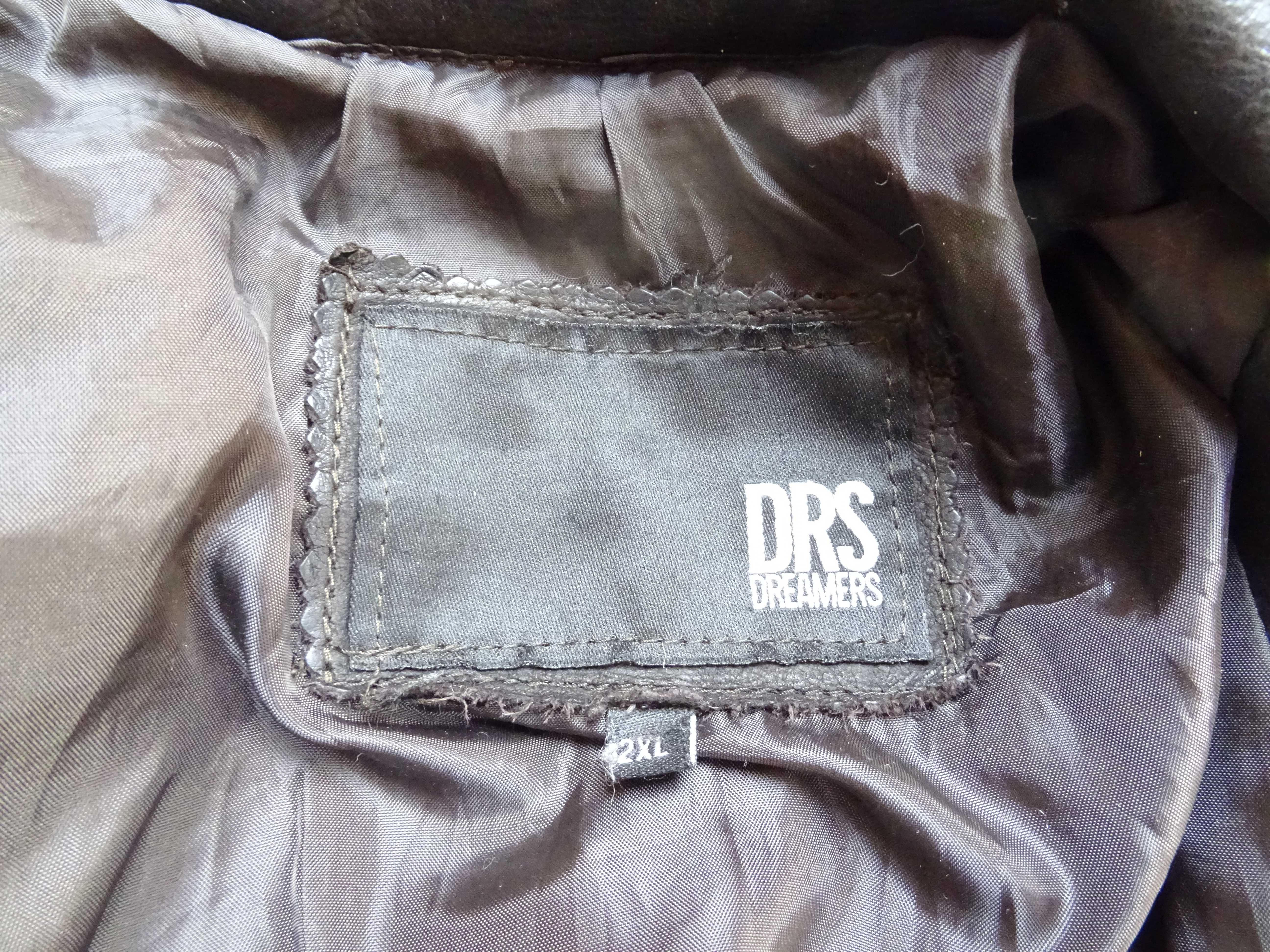 Voir photo 5 de Blouson en cuir taille 2 xl DRS Dreamers Blouson en cuir taille 2 xl DRS Dreamers Bon état - Vue 5 -