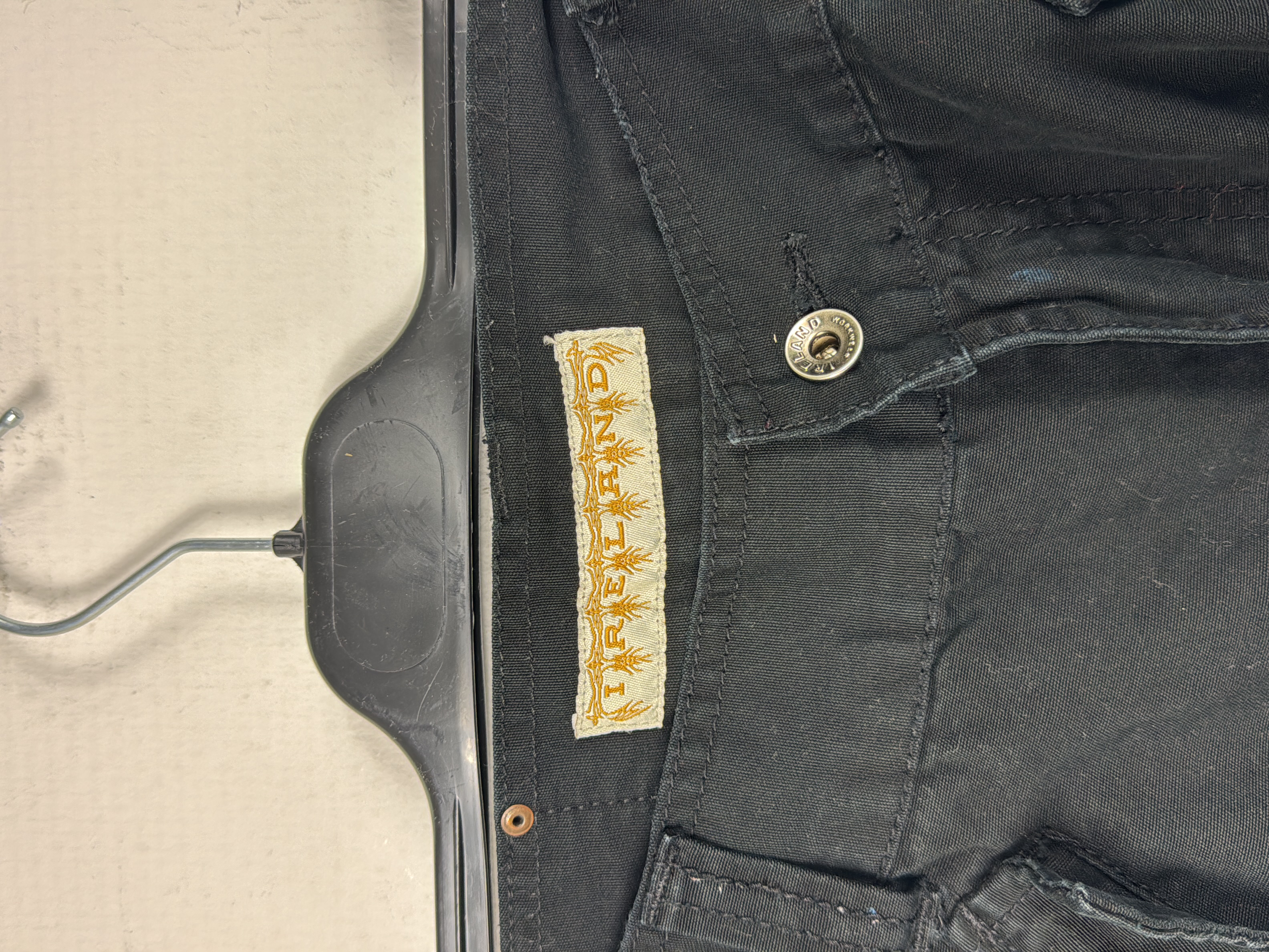 Pantalon cargo noir brodé Ireland 👖 M - Photo 2