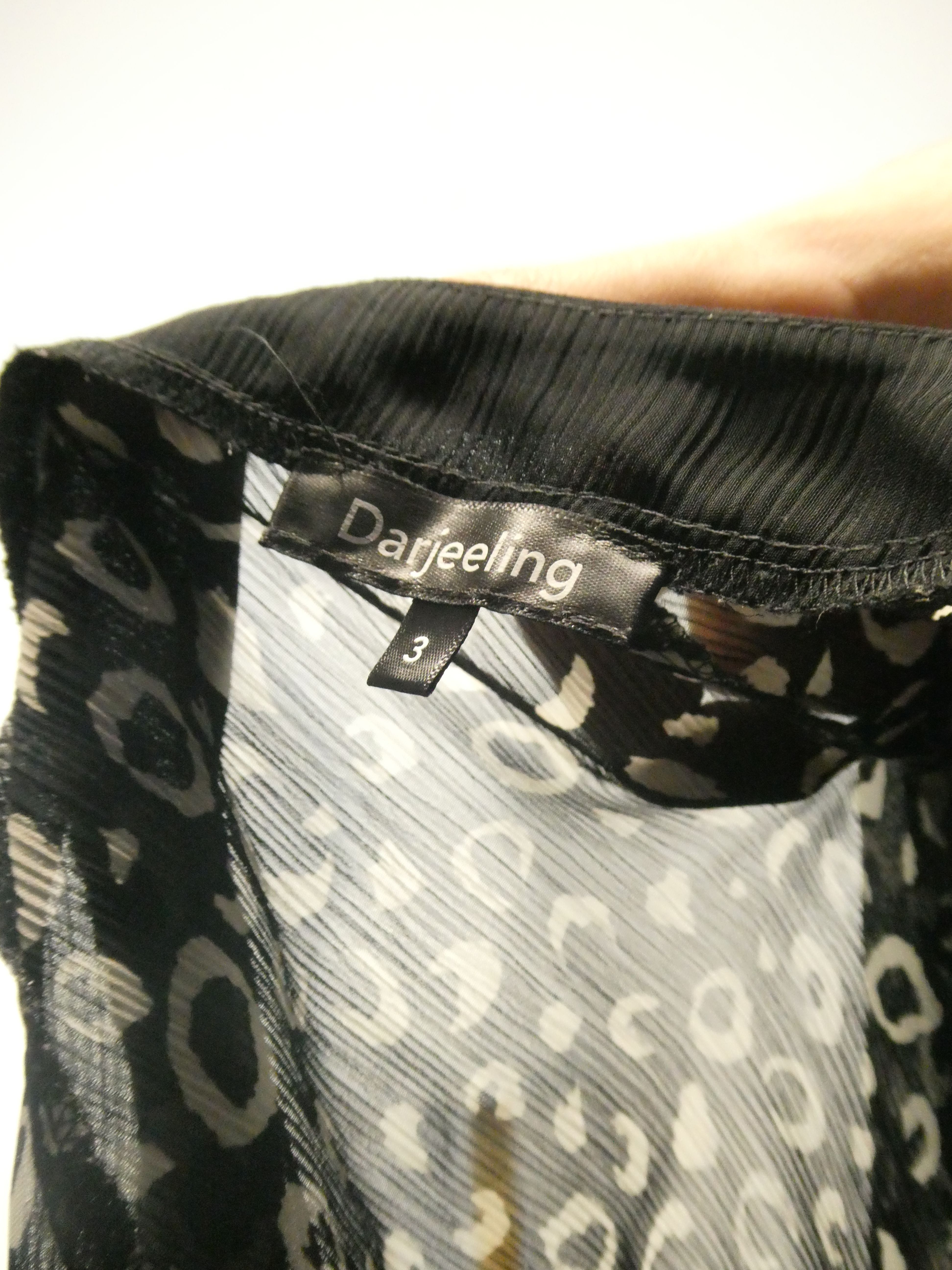 Darjeeling blouse semi transparent encolre ouvert - Taille 3/L/40 - Photo 9