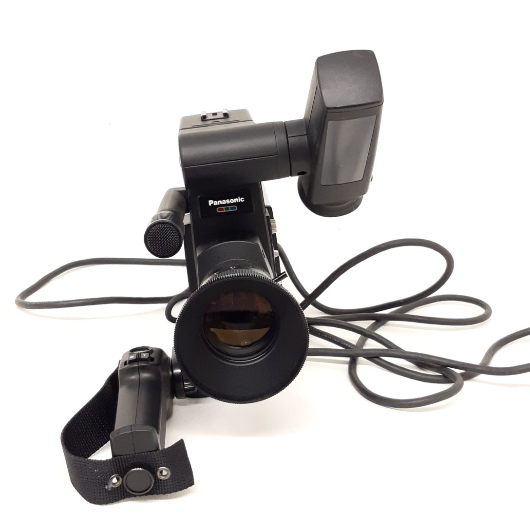 Appareil camera vidéo couleur panasonic WV-3100F avec accessoires - Photo 4