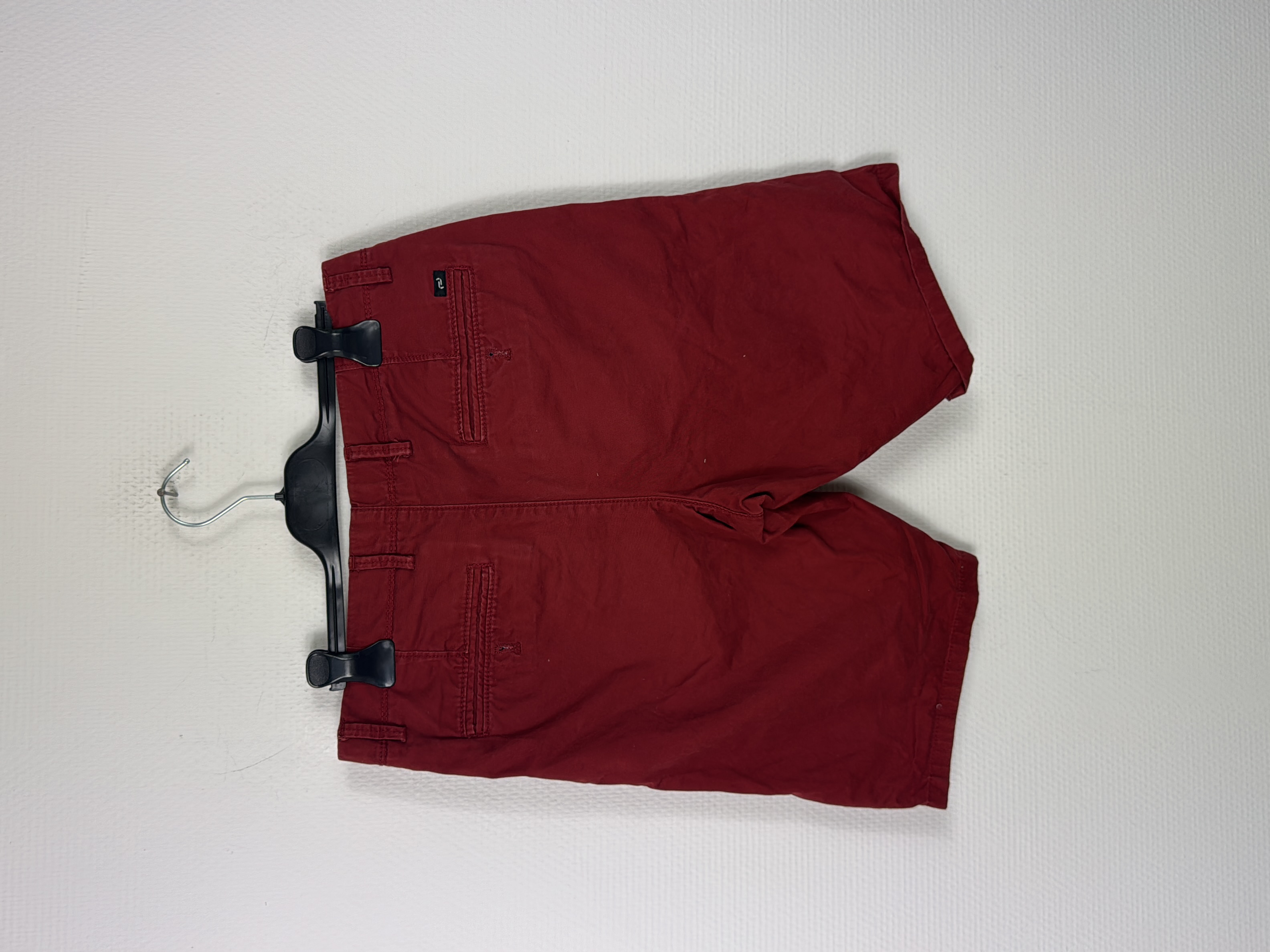 Voir photo 4 de Short Jules rouge bordeaux W30 FR40 Short Jules rouge bordeaux W30 FR40 Très bon état - Vue 4 -
