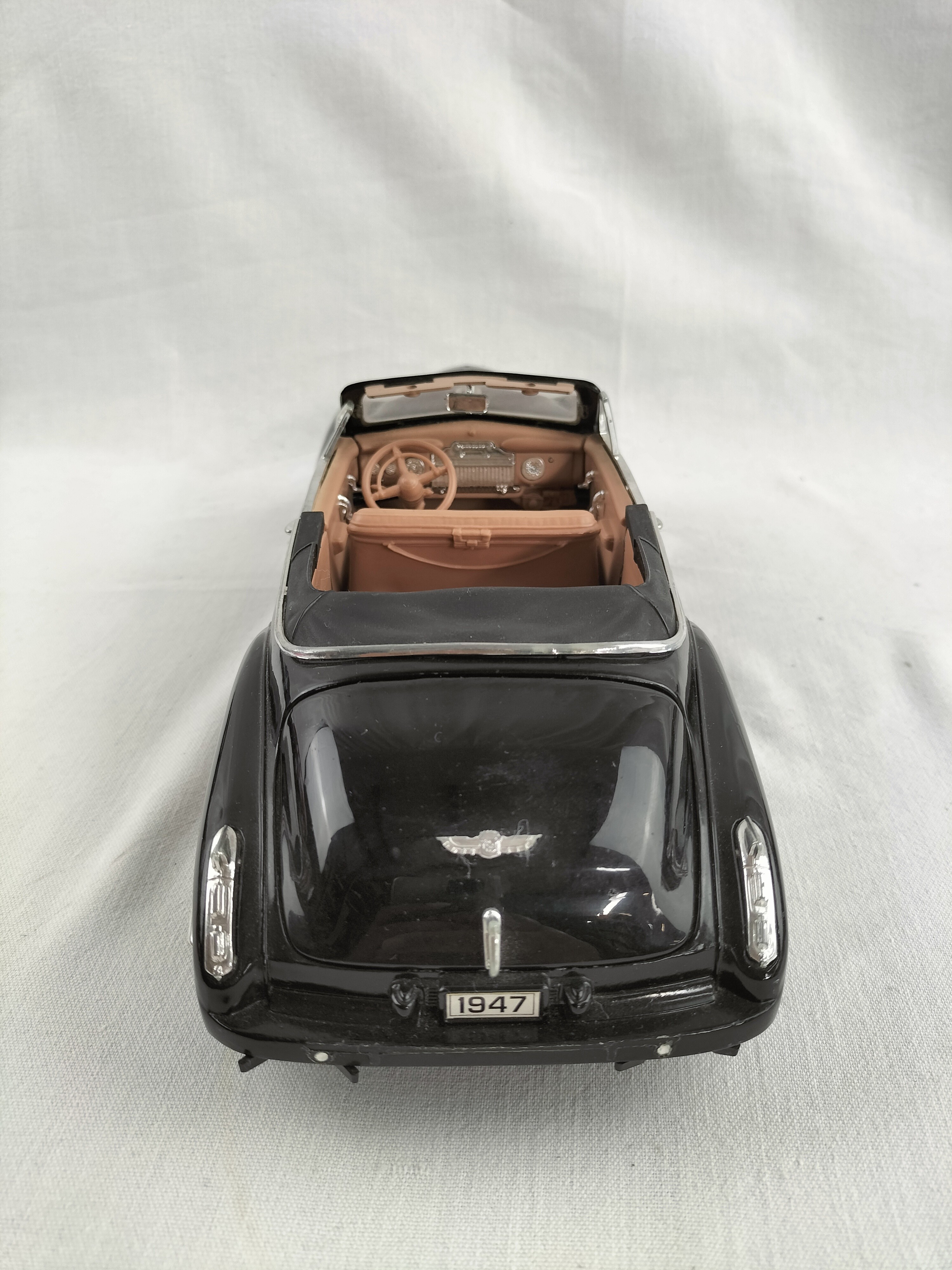Voir photo 69 de Lot de 8 voitures miniatures de collection – Ferrari, Porsche, Mustang, Cadillac, Corvette Lot de 8 voitures miniatures de collection – Ferrari, Porsche, Mustang, Cadillac, Corvette Bon état - Vue 69 -